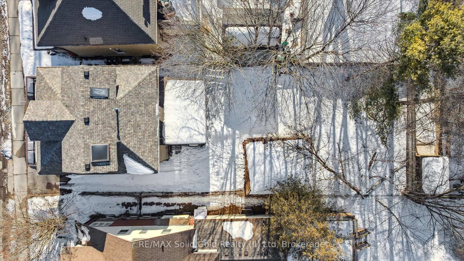 98 William Street photo 35