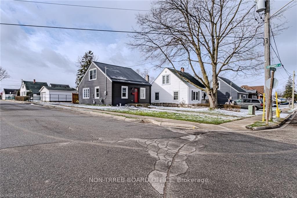 44 Gladstone Avenue photo 4