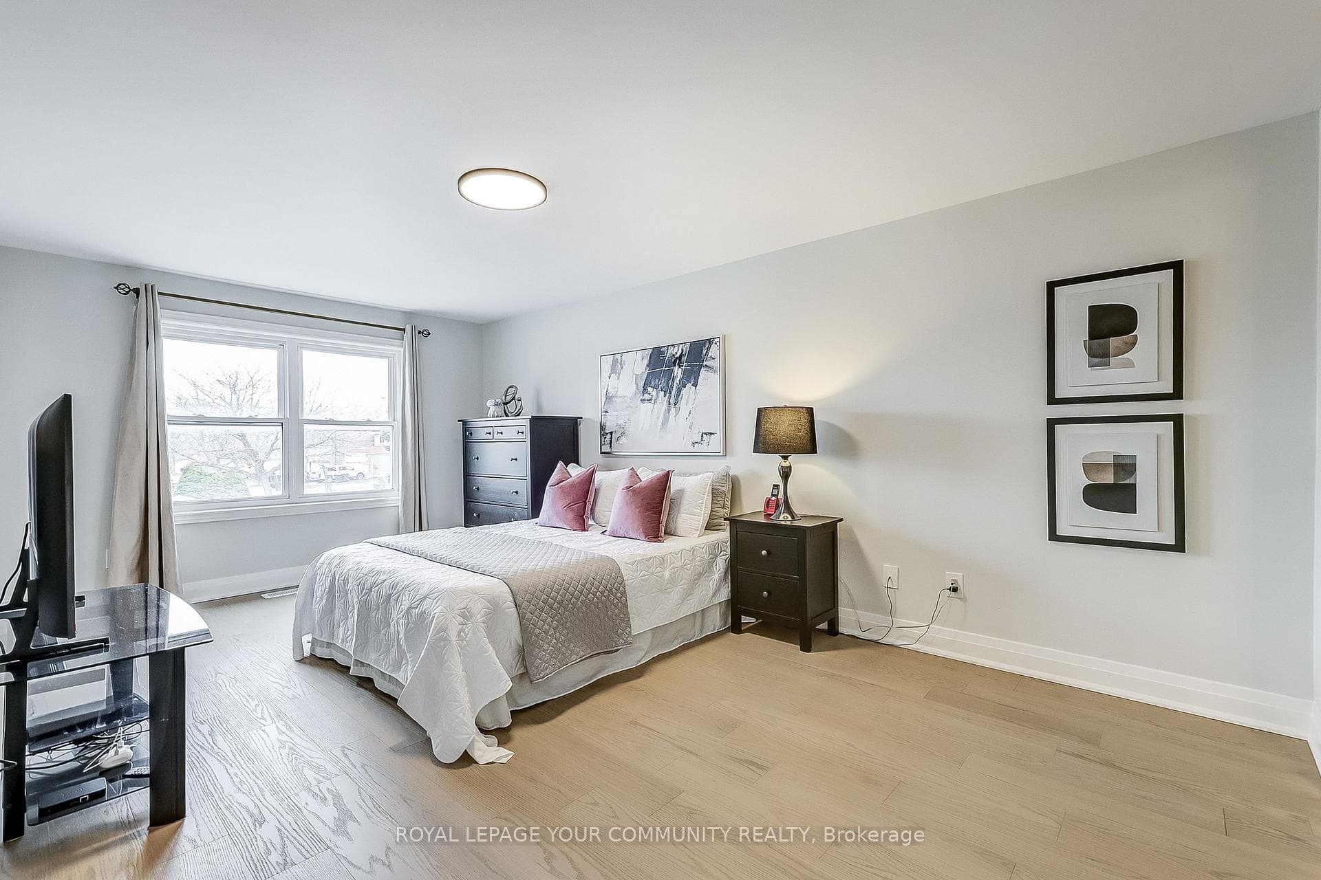 117 Enchanted Hills Crescent photo 24
