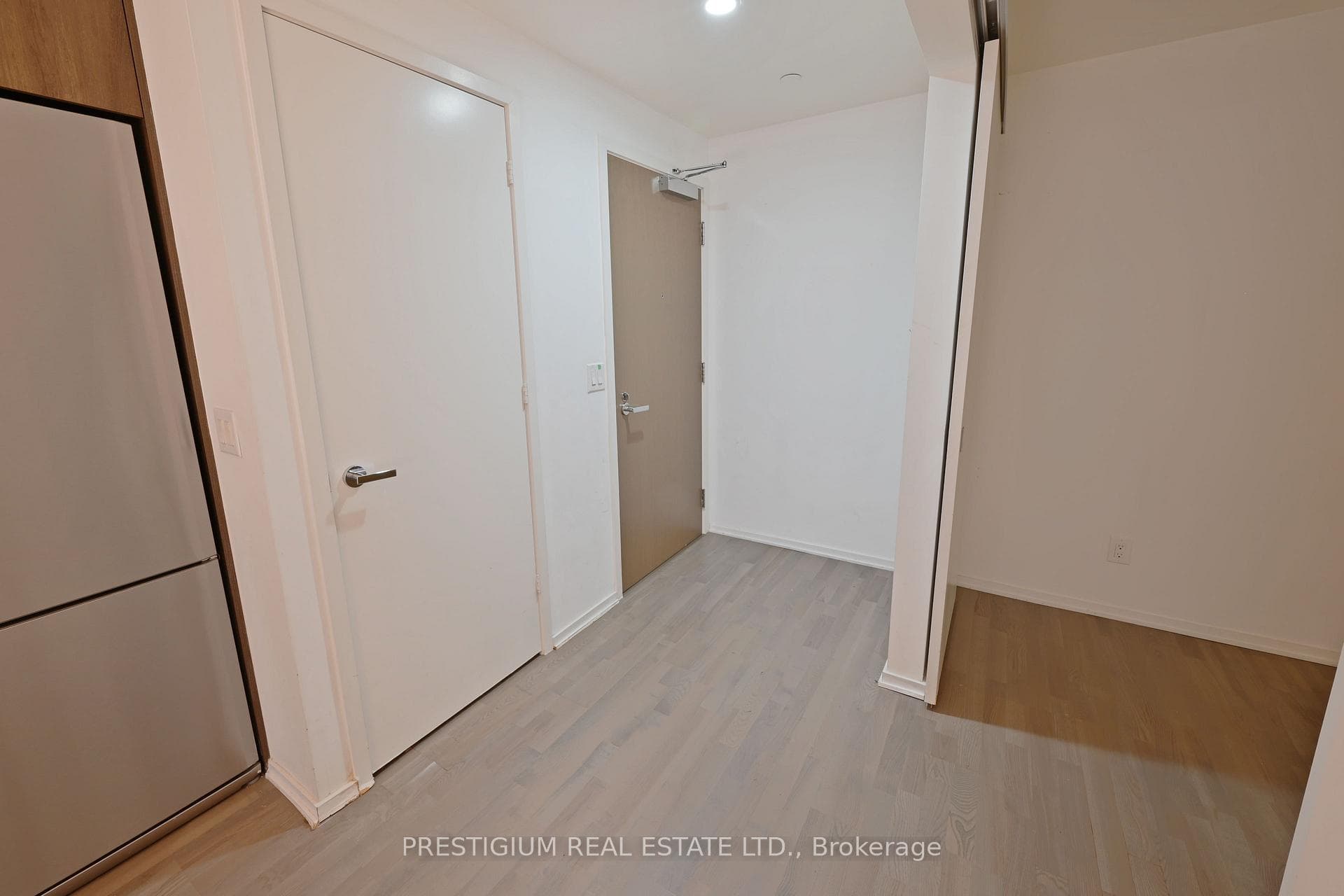 1 Bloor Street Unit 2609 photo 11