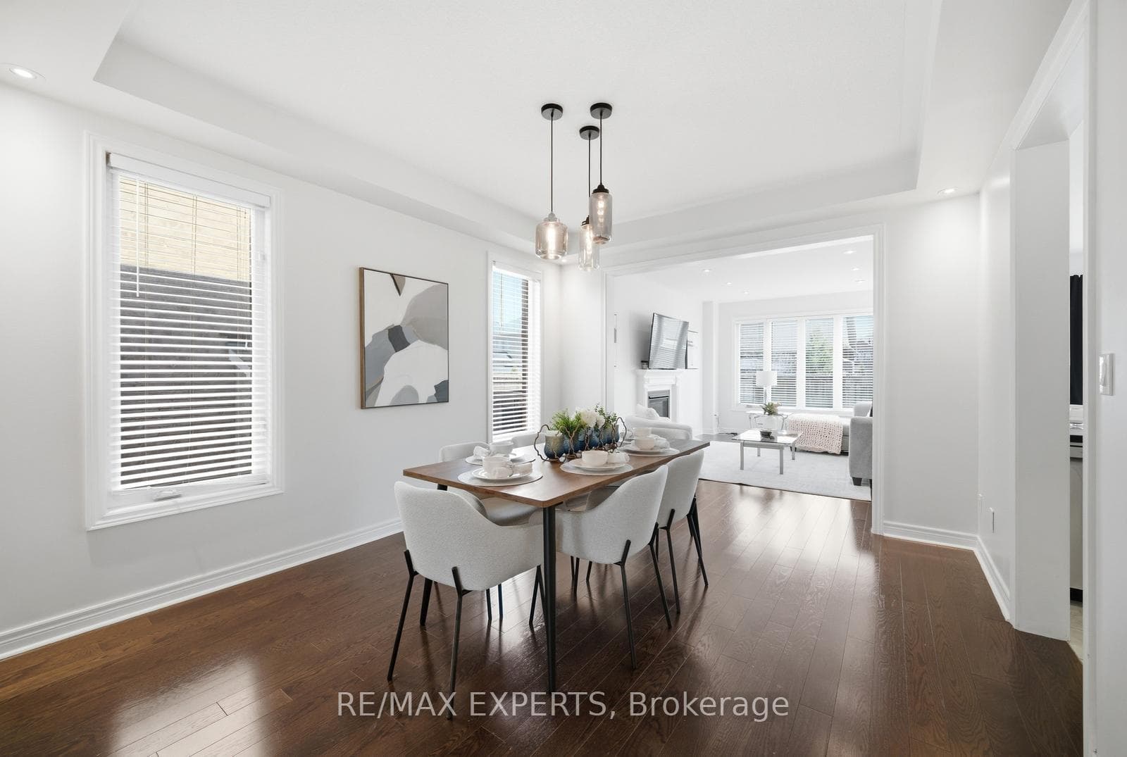 37 Schwalm Crescent photo 8