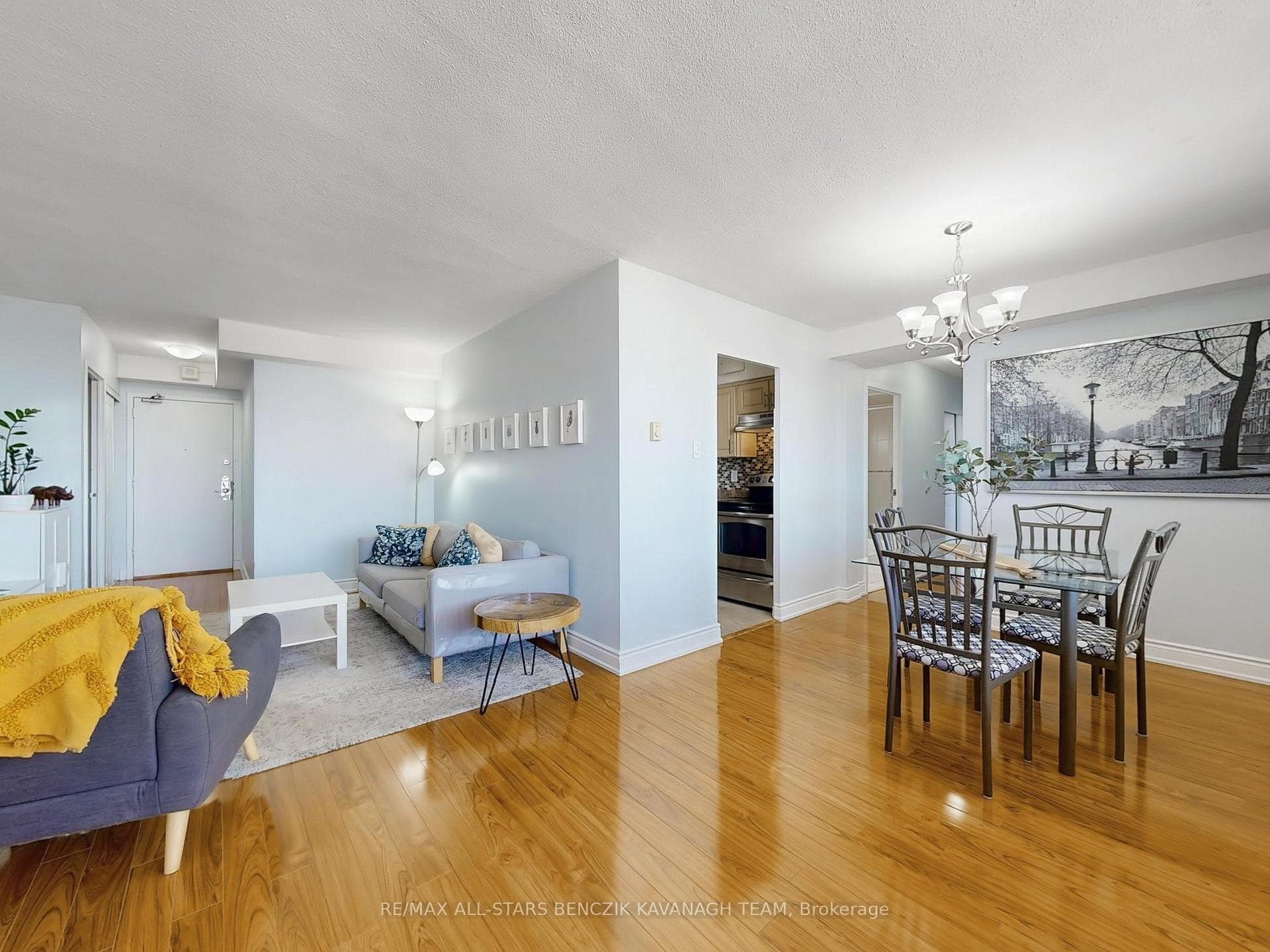 1350 York Mills Road Unit 1701 photo 5