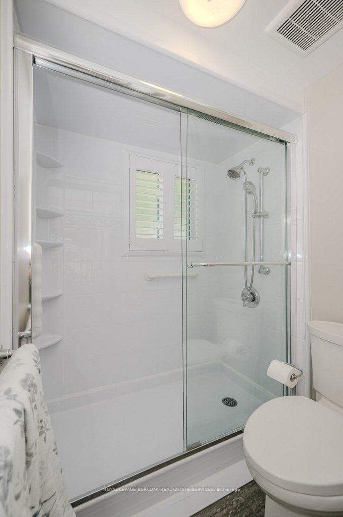 4097 Pear Tree Court photo 17