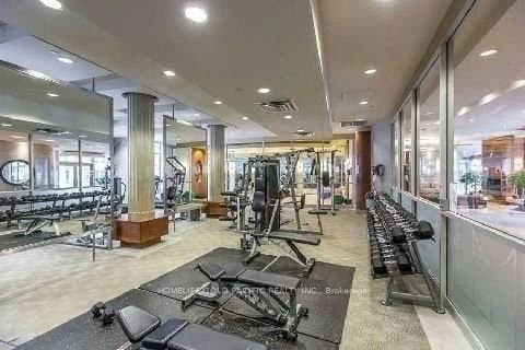761 Bay Street Unit 3913 photo 16