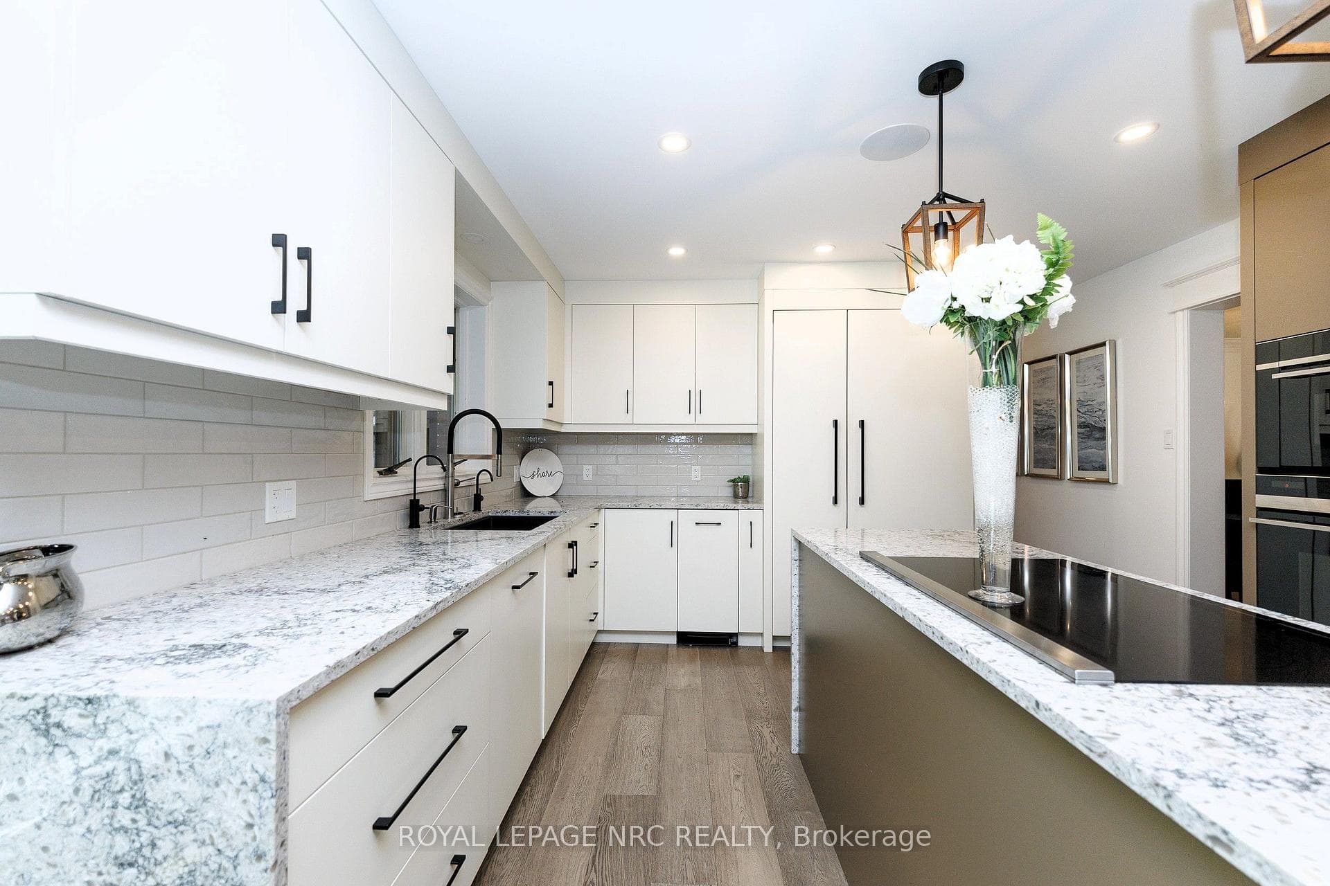 15 Petronella Parkway photo 22