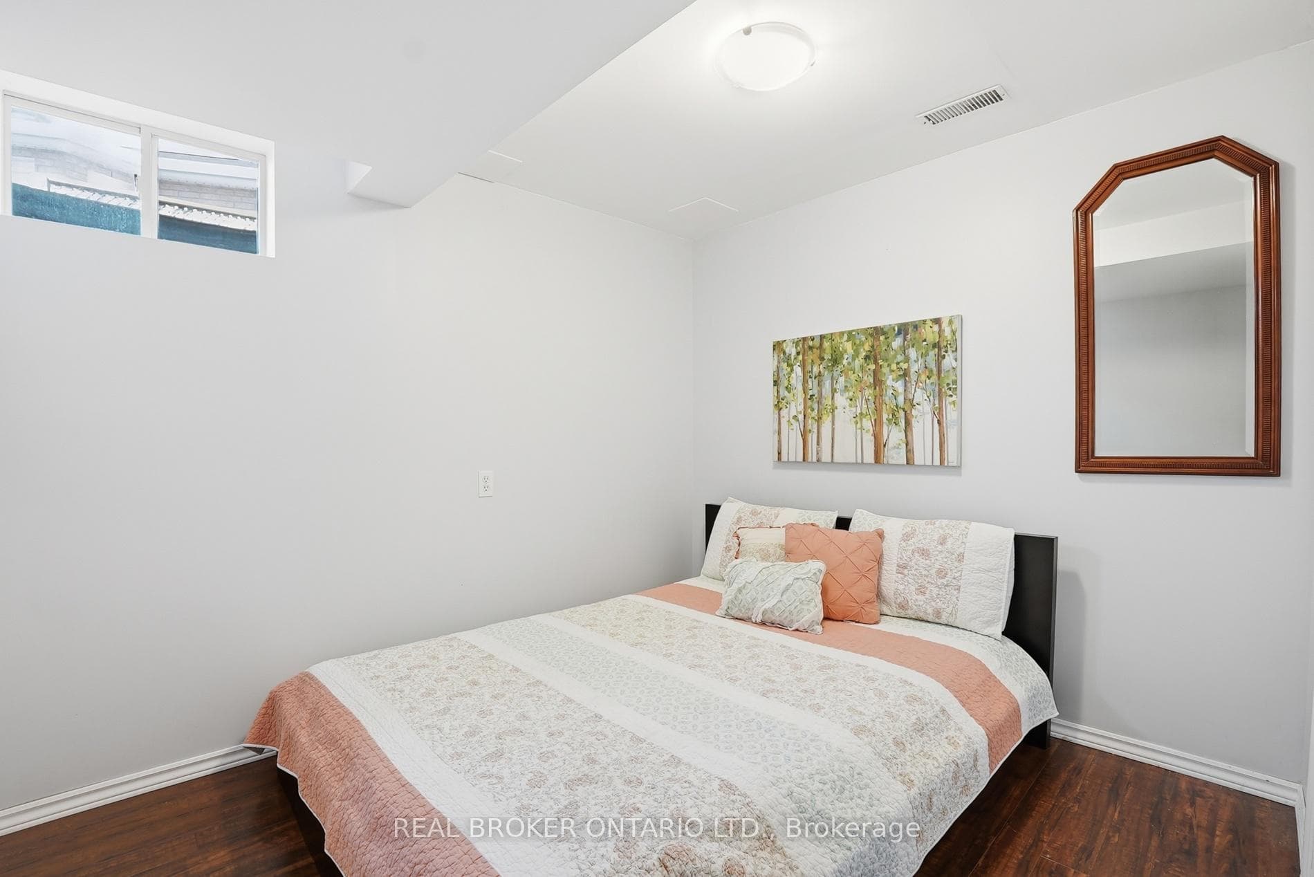 26 Kelly Court photo 32
