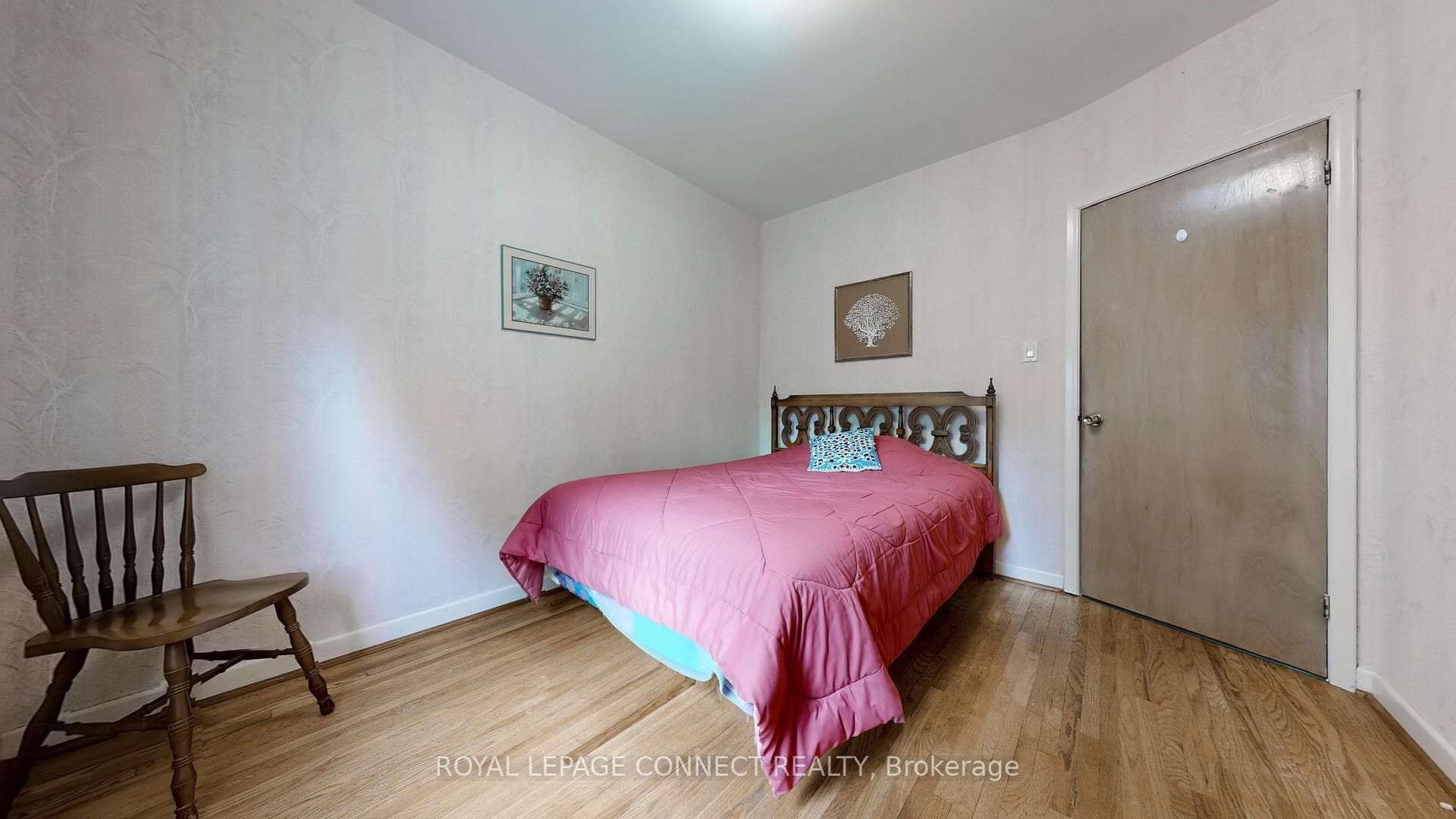 52 Slan Avenue photo 13