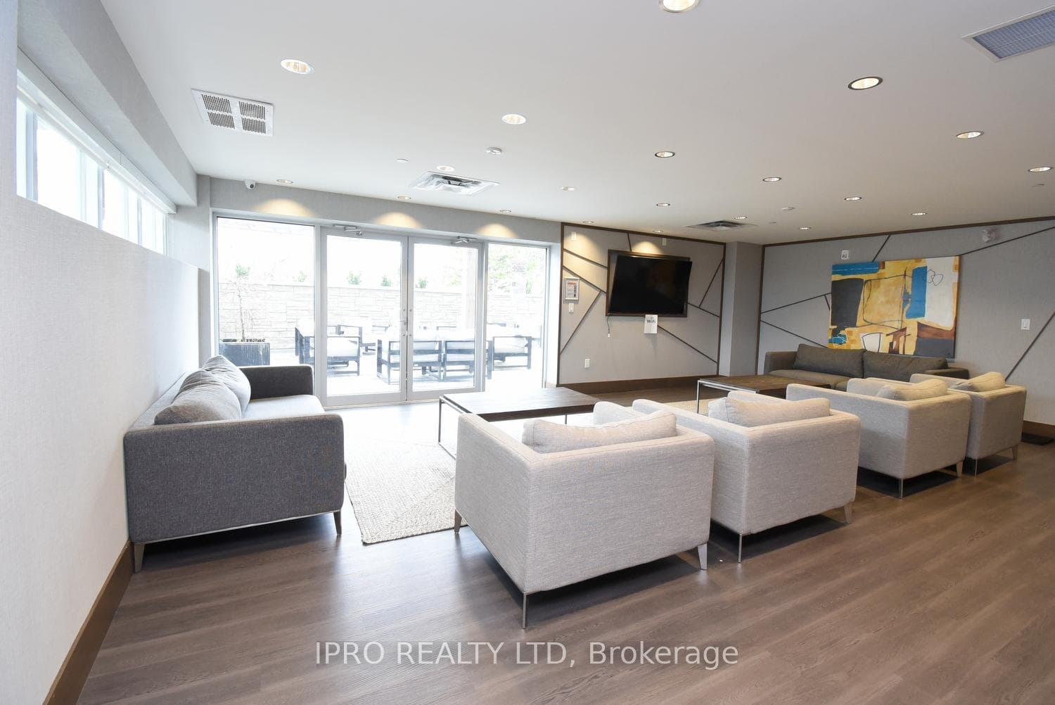 16 markle Crescent Unit 111 photo 26