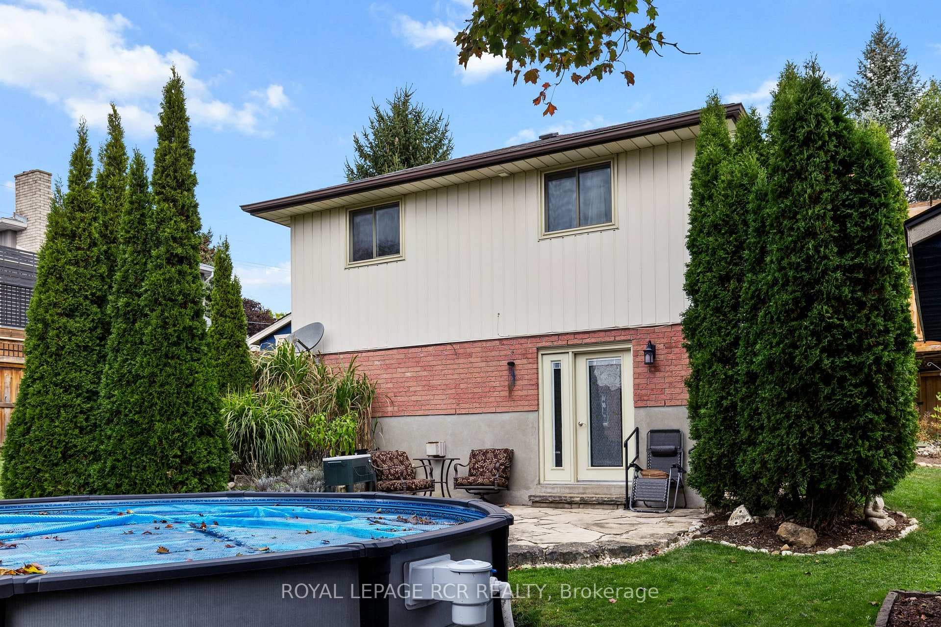 56 Wilson Crescent photo 29