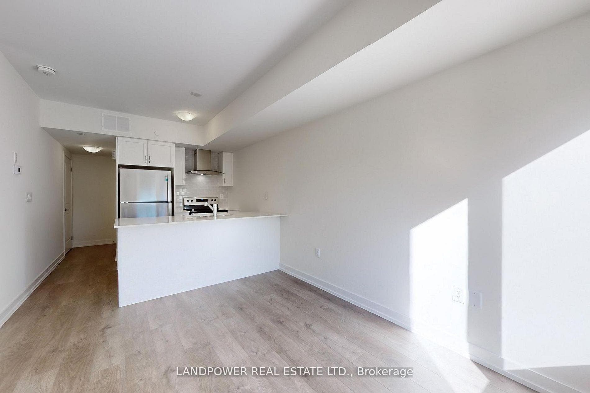 60 Elizabeth Street Unit 3305 photo 8
