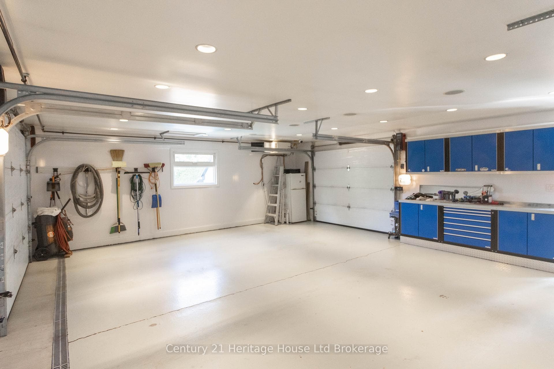 11 Millard Street photo 40