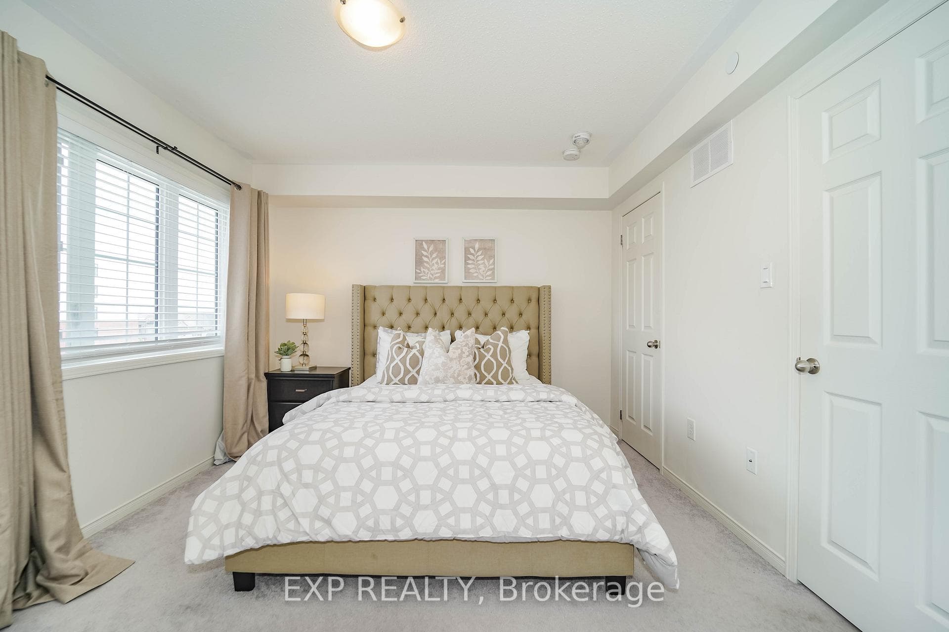 2560 Bromus Path photo 25