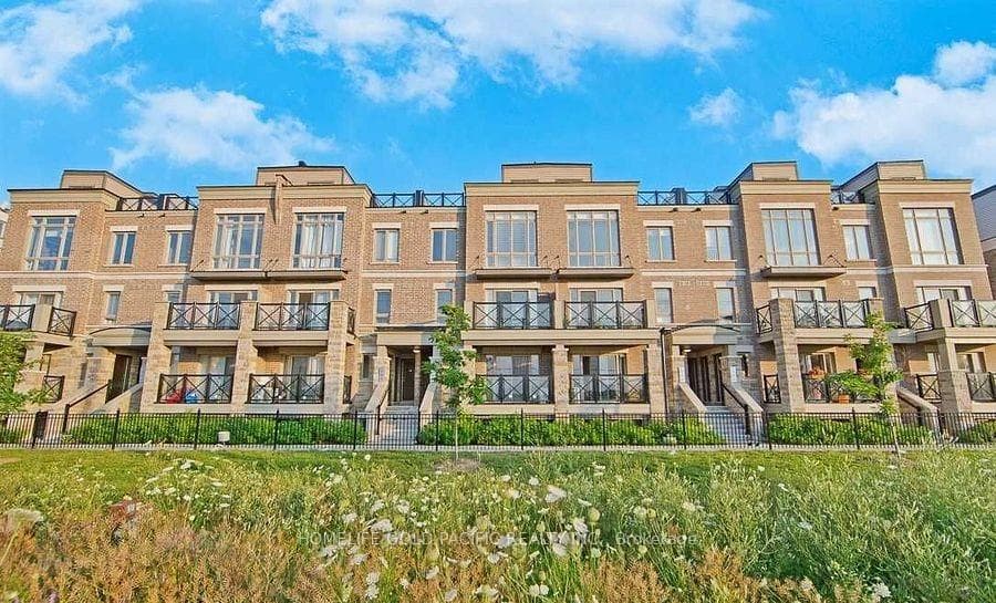 30 Dunsheath Way Unit 515 photo 2