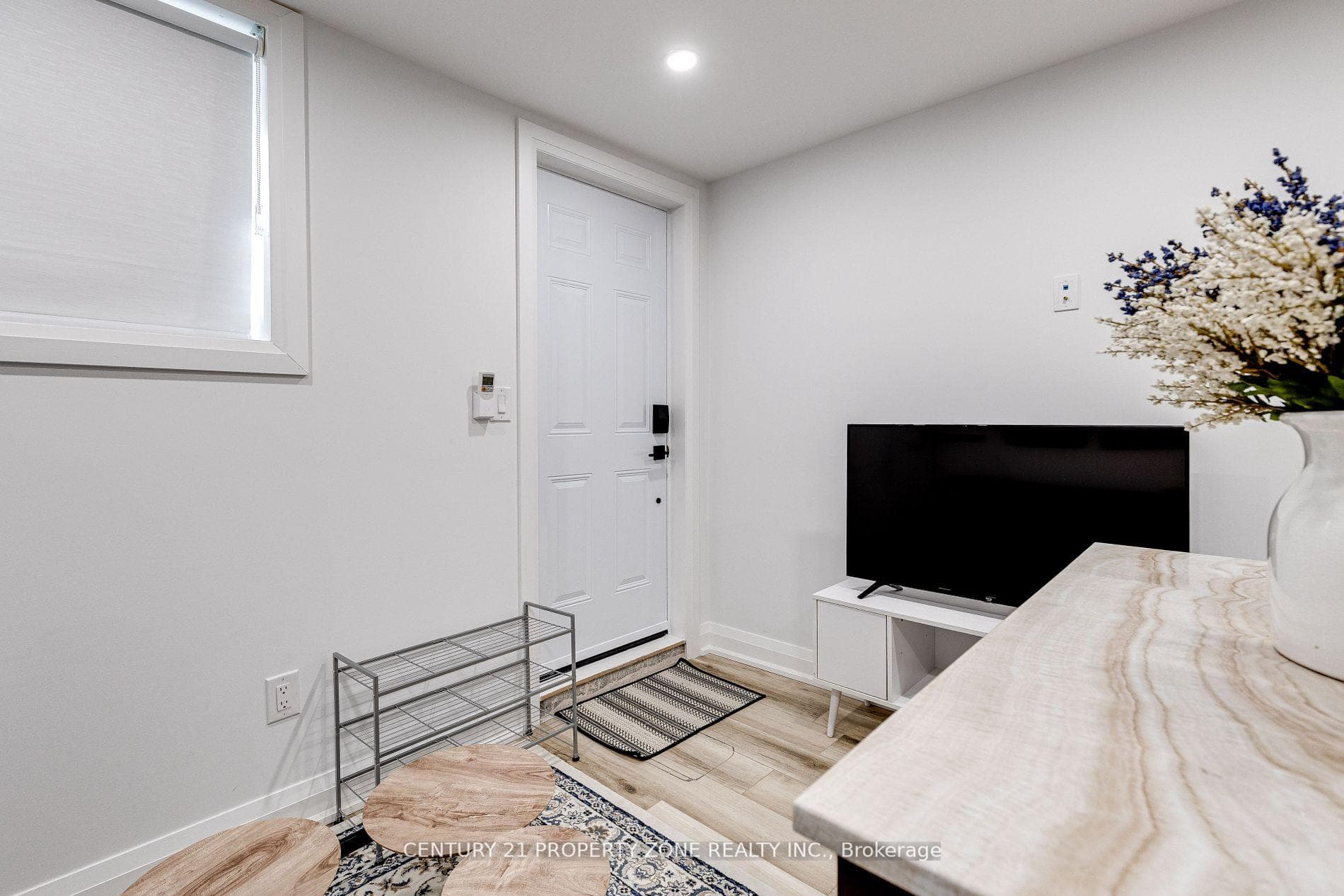 147 Lansdowne Avenue photo 26