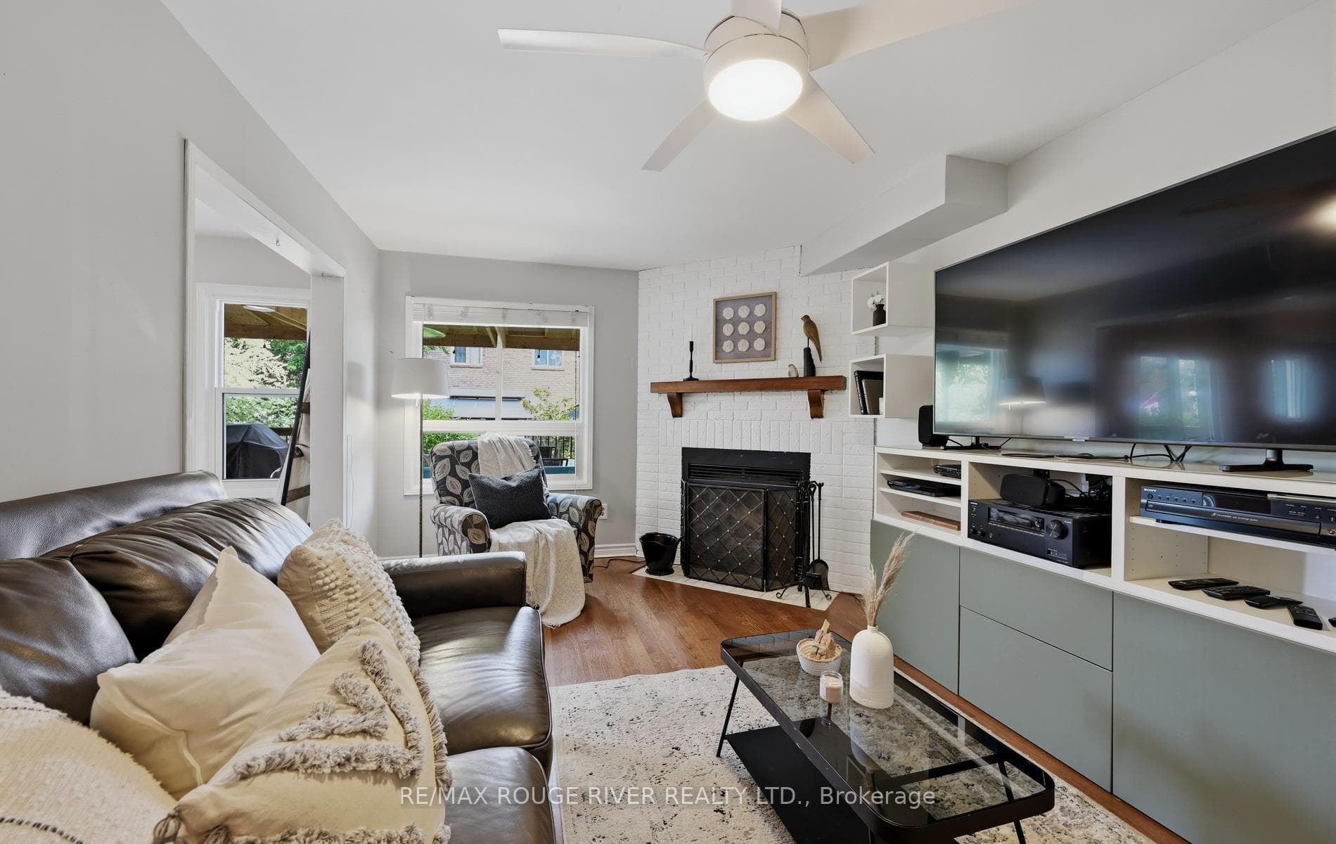 64 Keeble Crescent photo 19