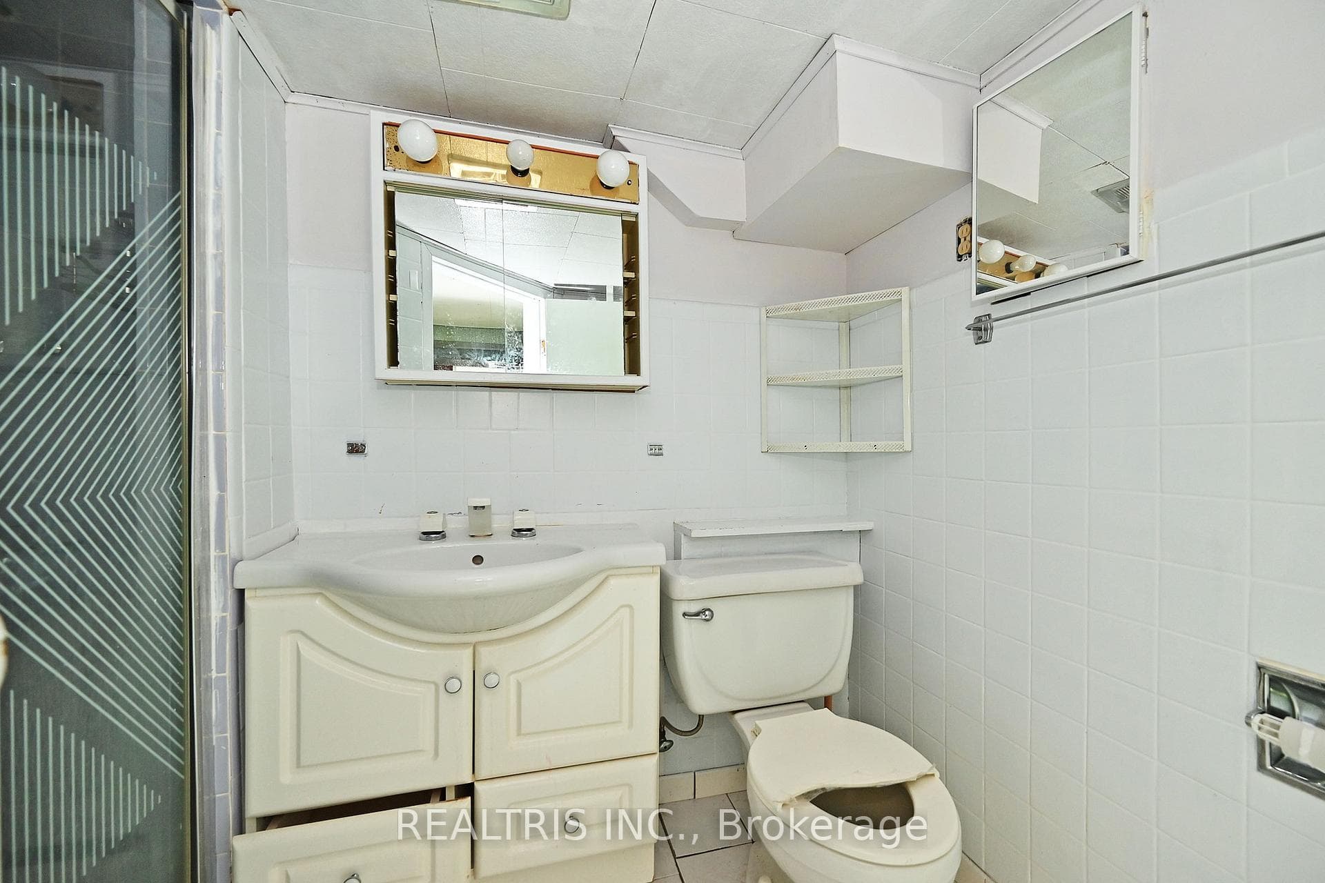 6 Lucerne Place photo 39