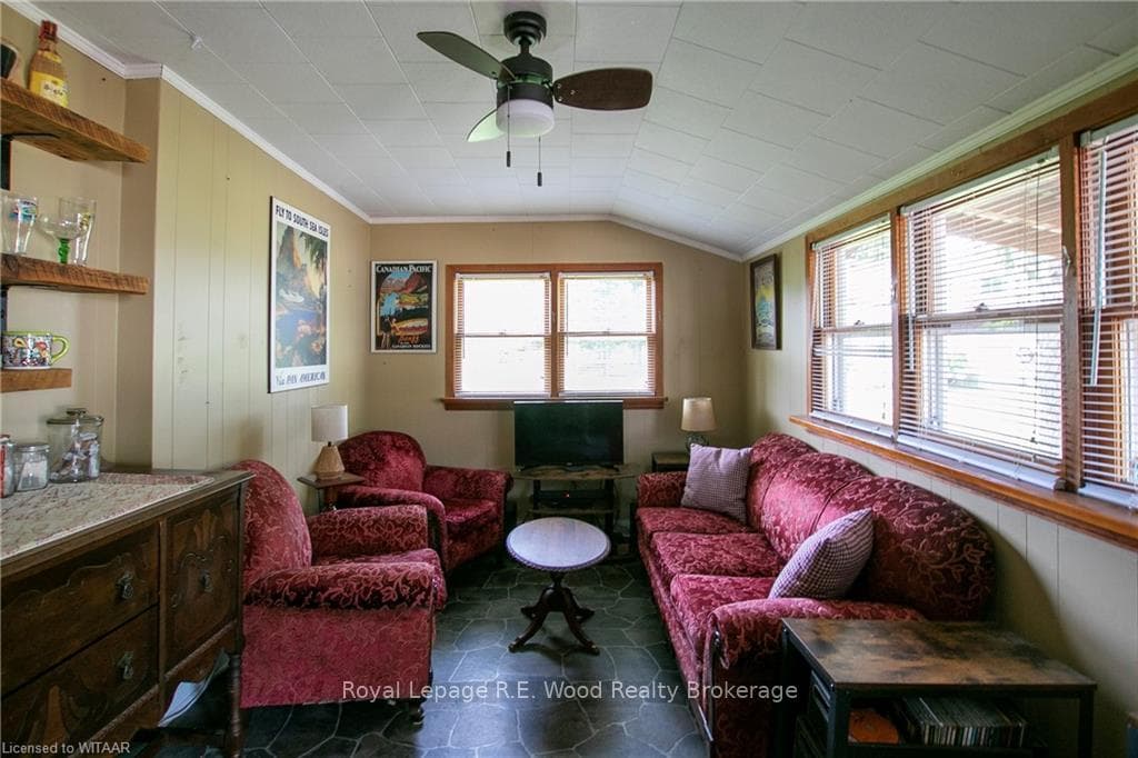139 ST GEORGE Street photo 39