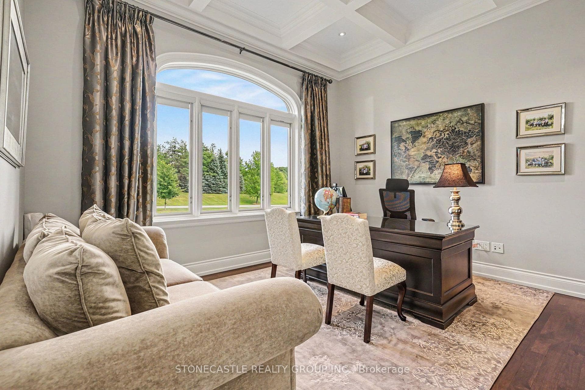 4 Sugarbush Lane photo 8