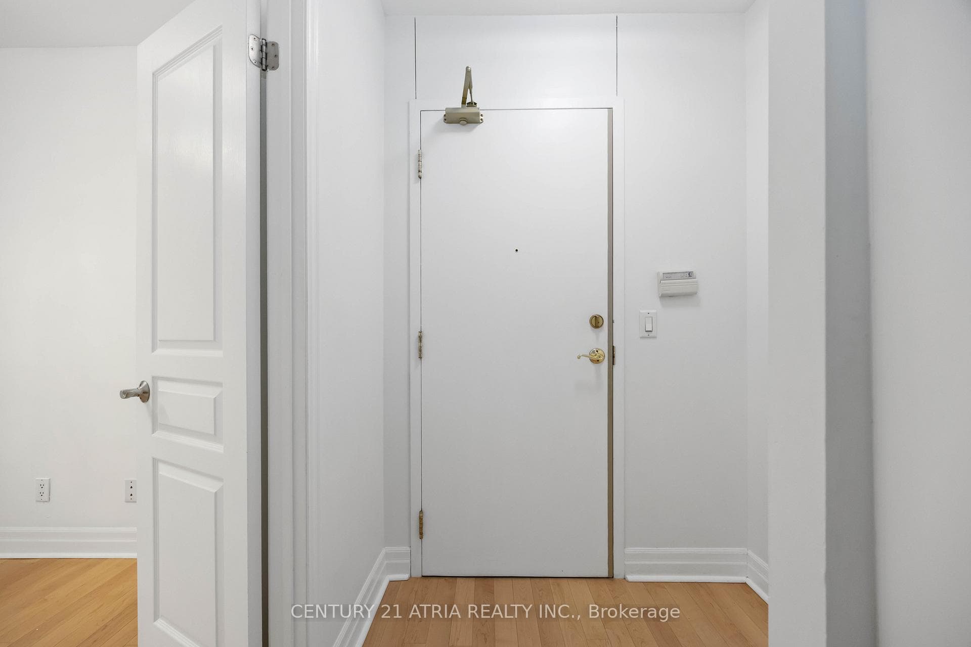 1801 Bayview Avenue Unit 107 photo 5