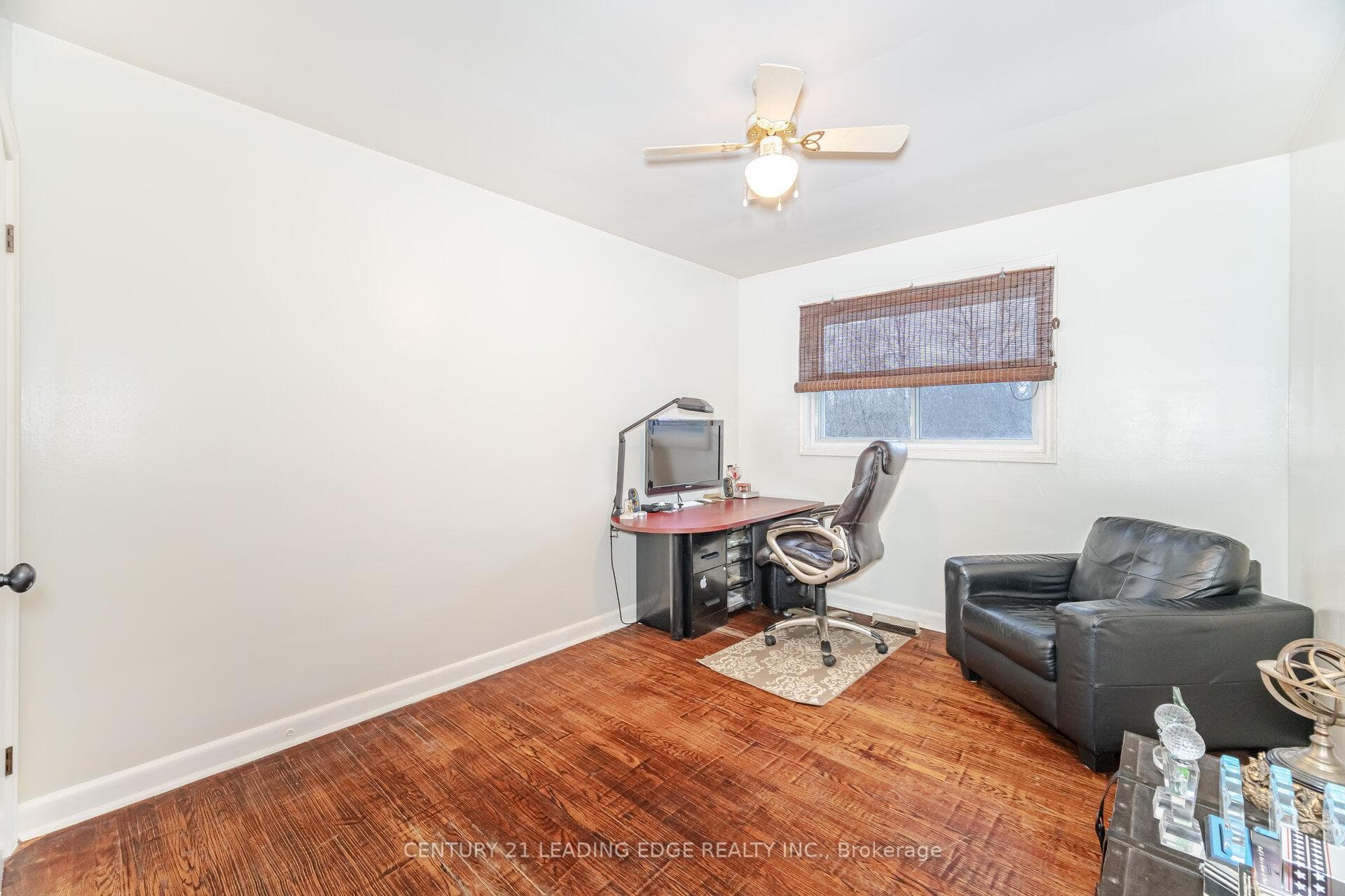 29 Joyce Boulevard photo 31
