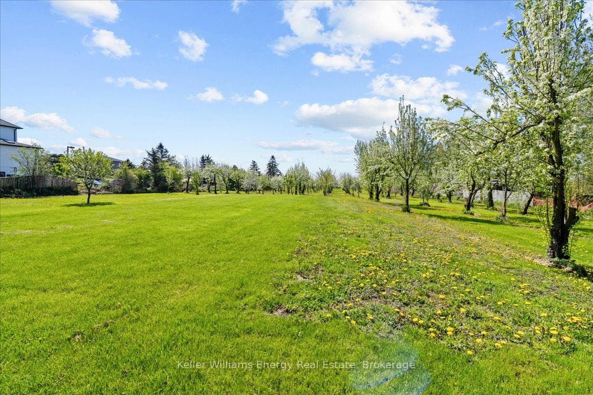 2263 Hwy 2 N/A photo 17
