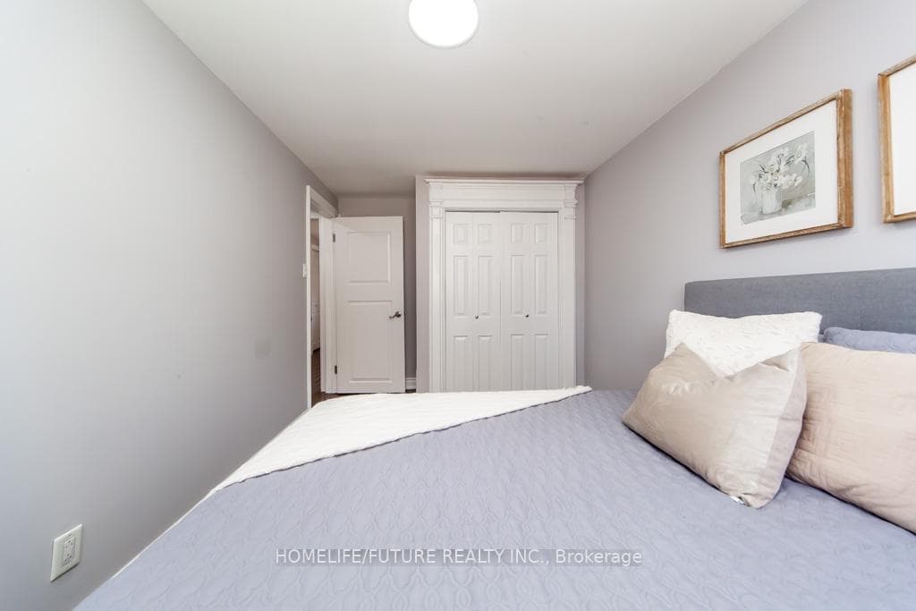 1 Parkington Crescent photo 20