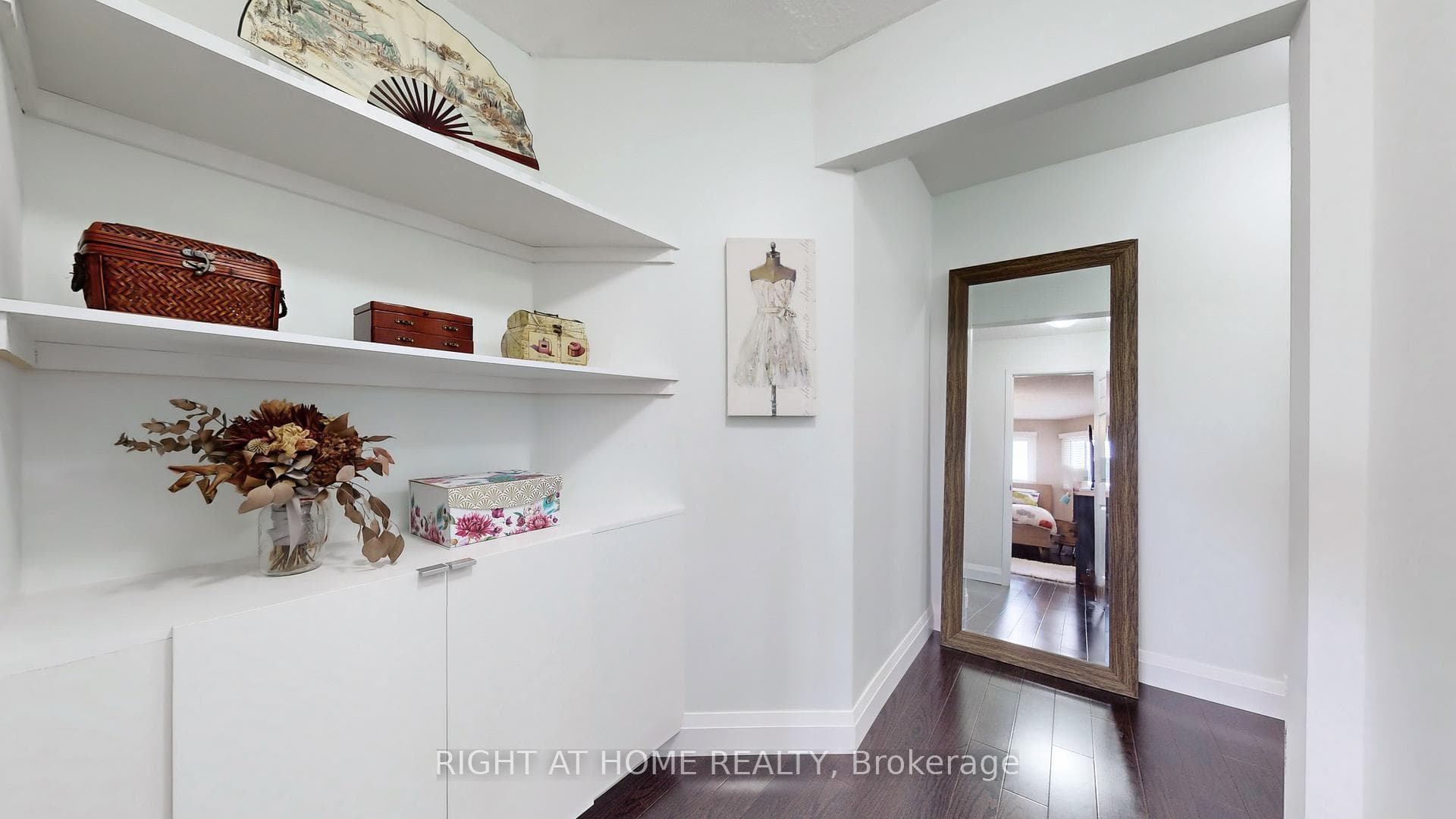 5338 Heritage Hills Boulevard photo 18