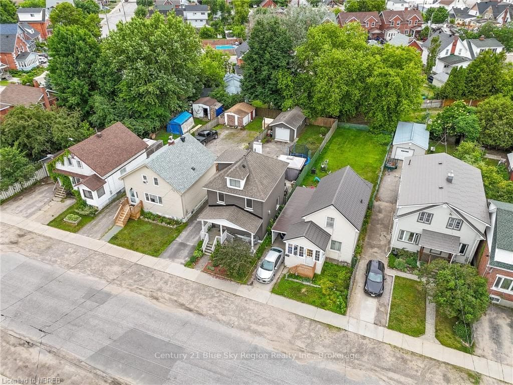 233 KING Street photo 10