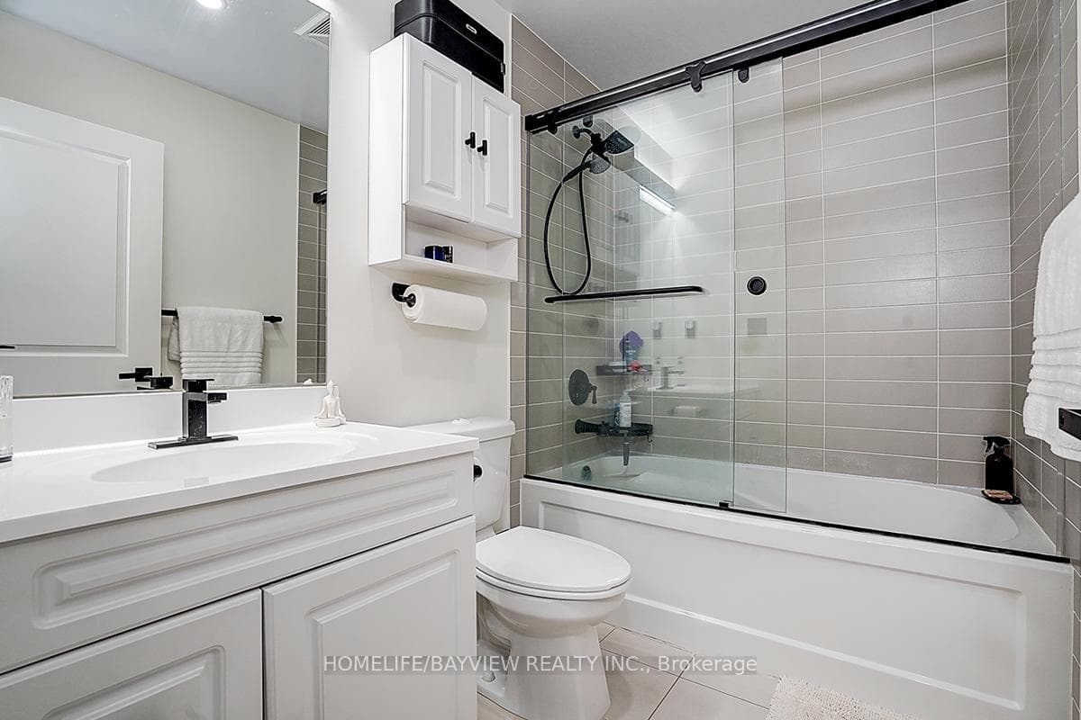 111 Civic Square Gate Unit 216 photo 28