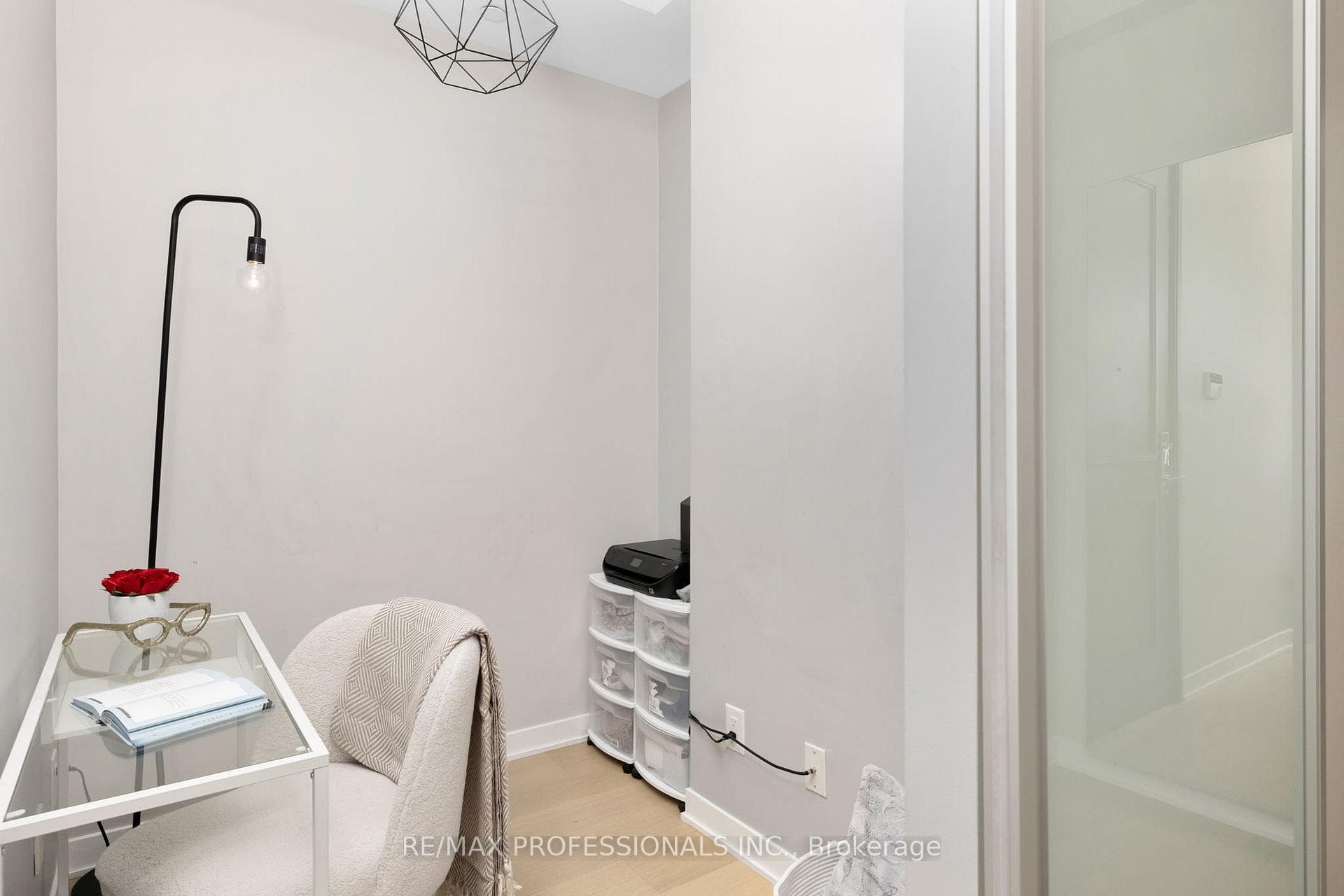 90 Park Lawn Road Unit 315 photo 11