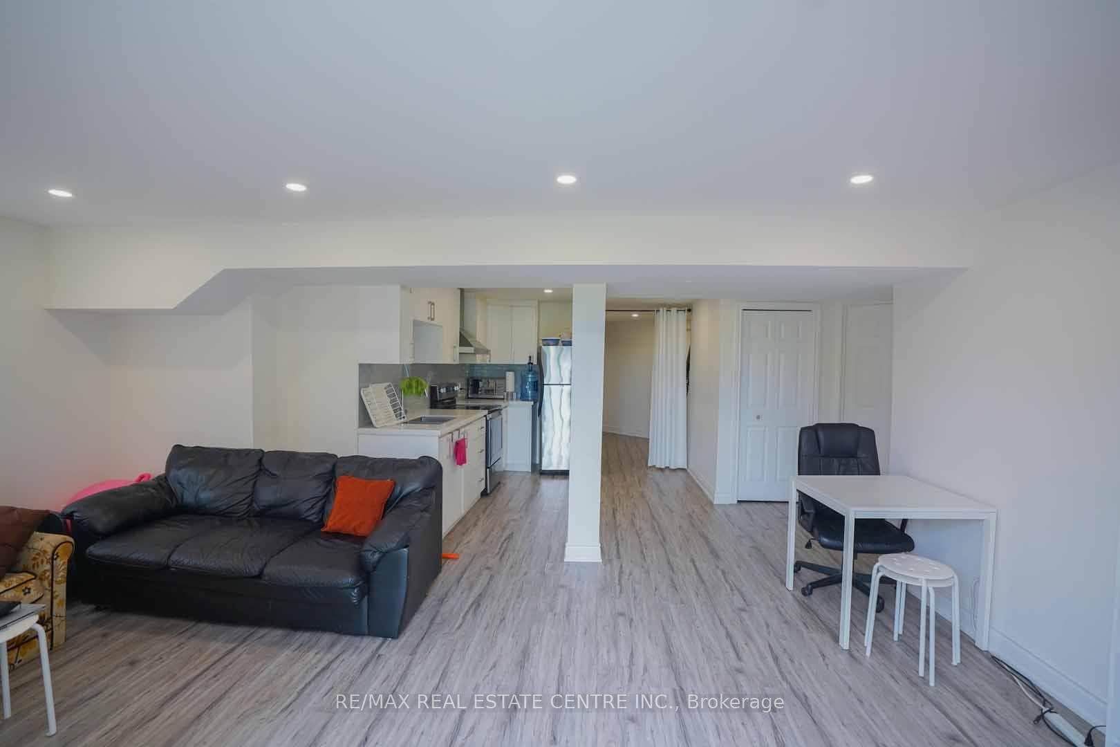 187 Adler Drive photo 45
