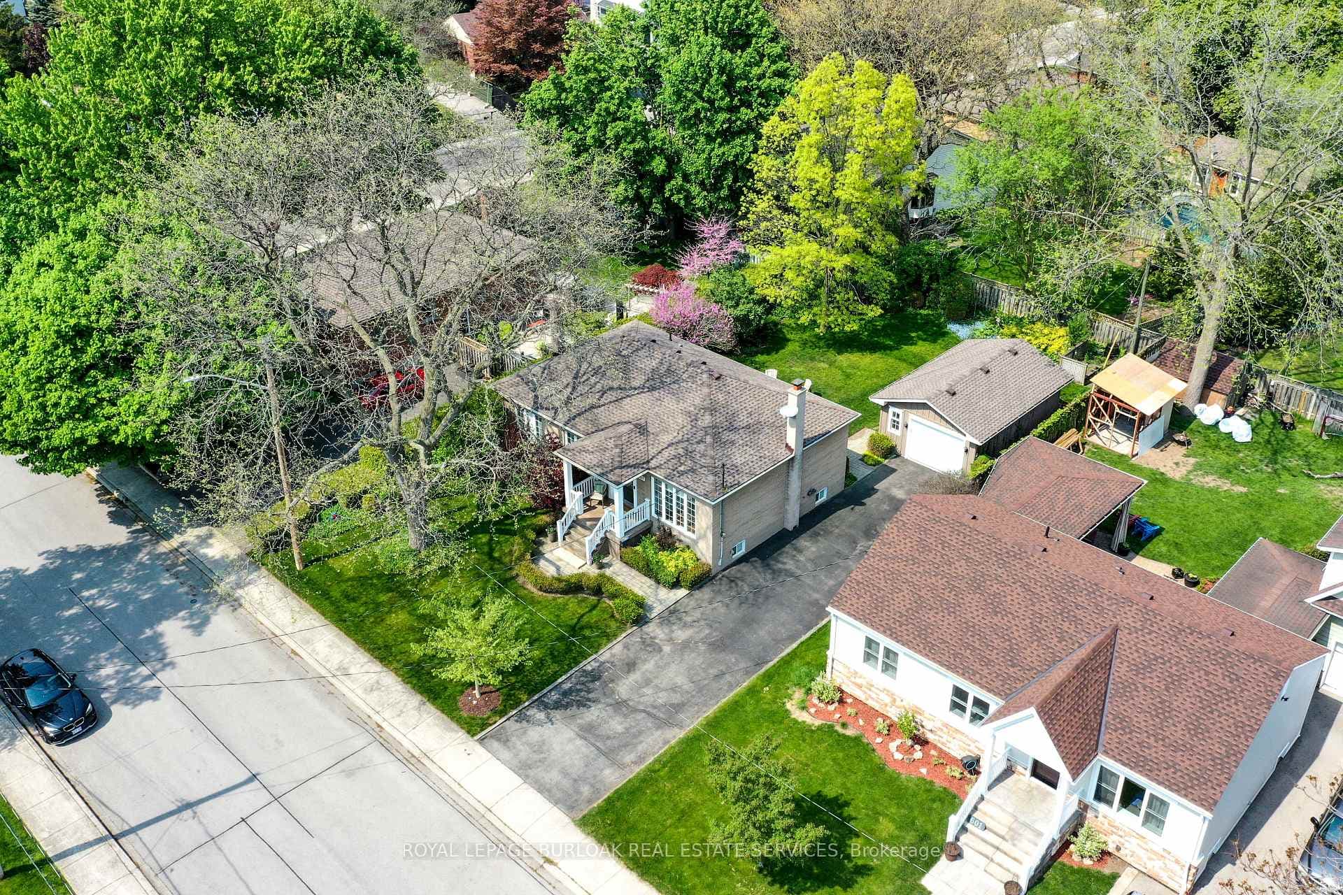 607 Lorne Street photo 4