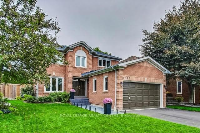 6887 Summer Heights Drive photo 2