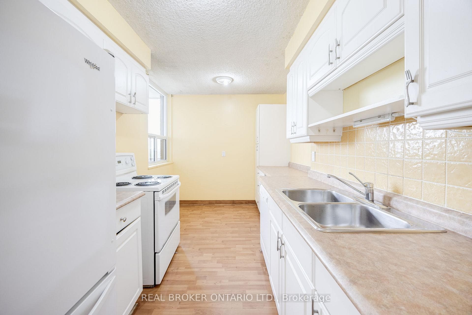5 Old Sheppard Avenue Unit 1105 photo 9