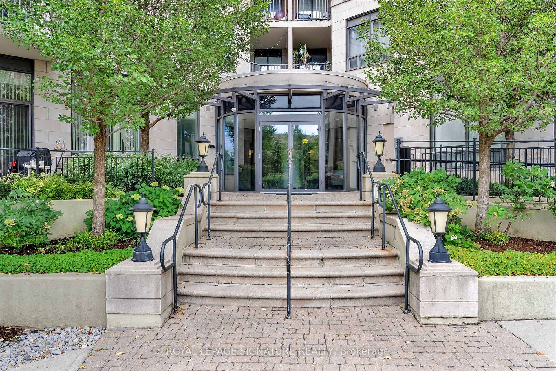 16 Dallimore Circle Unit 308 photo 3
