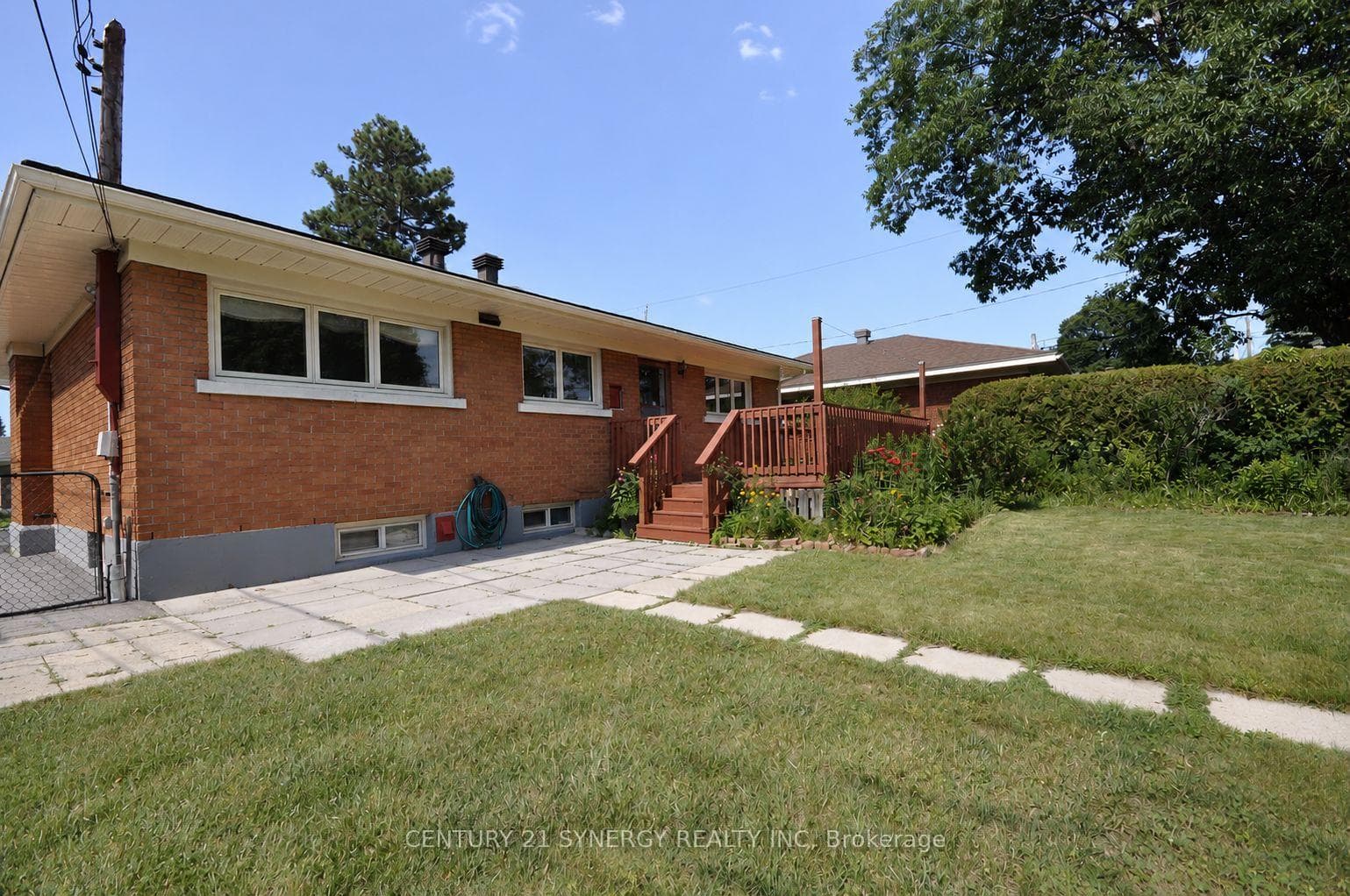 2148 Iris Street photo 29