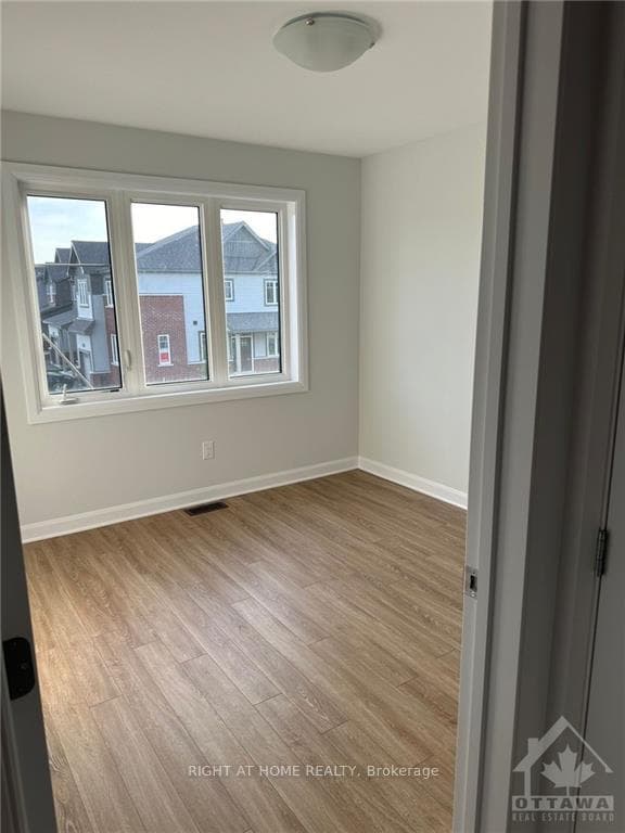 415 SILICON Way photo 13