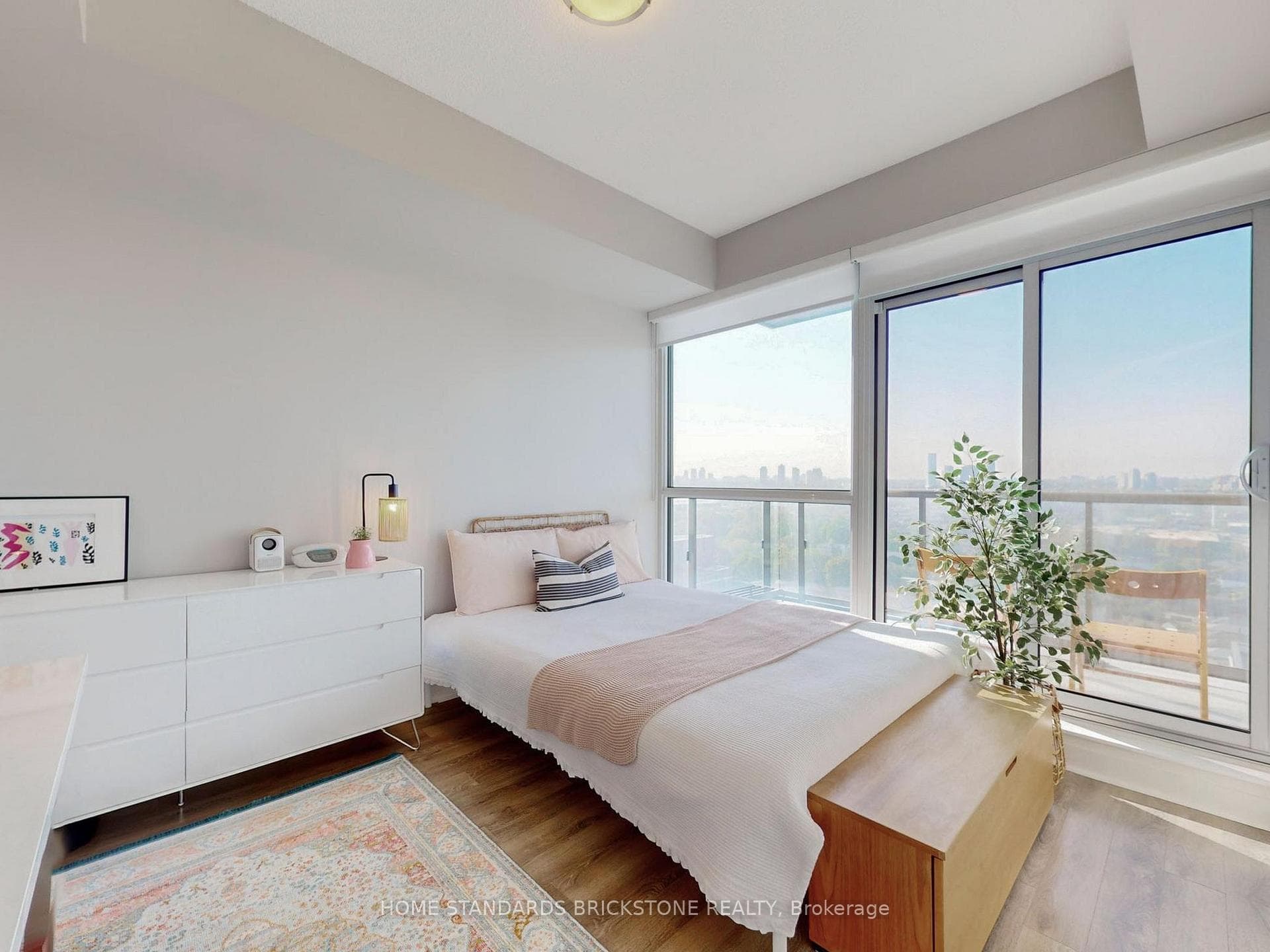 17 Zorra Street Unit 1713 photo 13