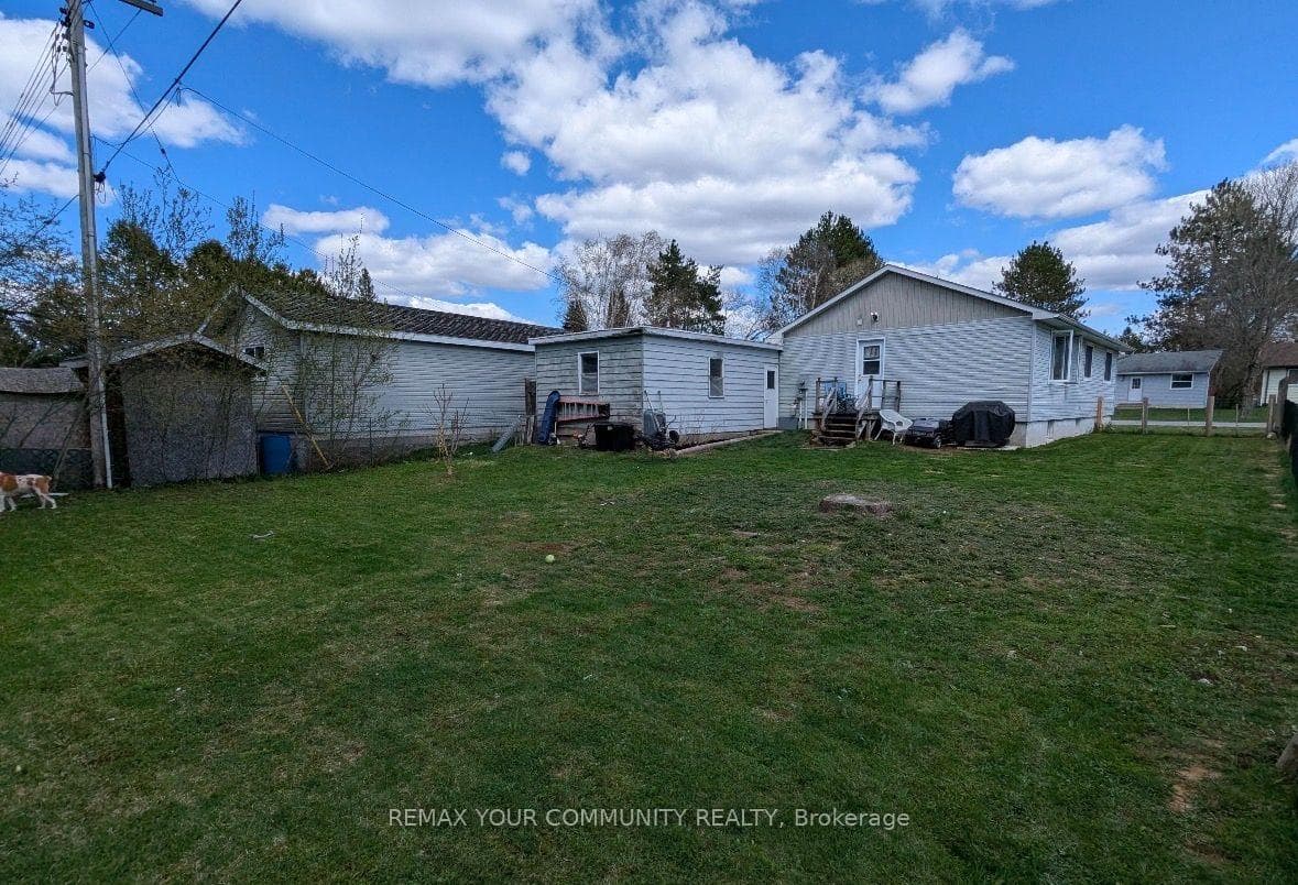 42 Sprucedale Street photo 5