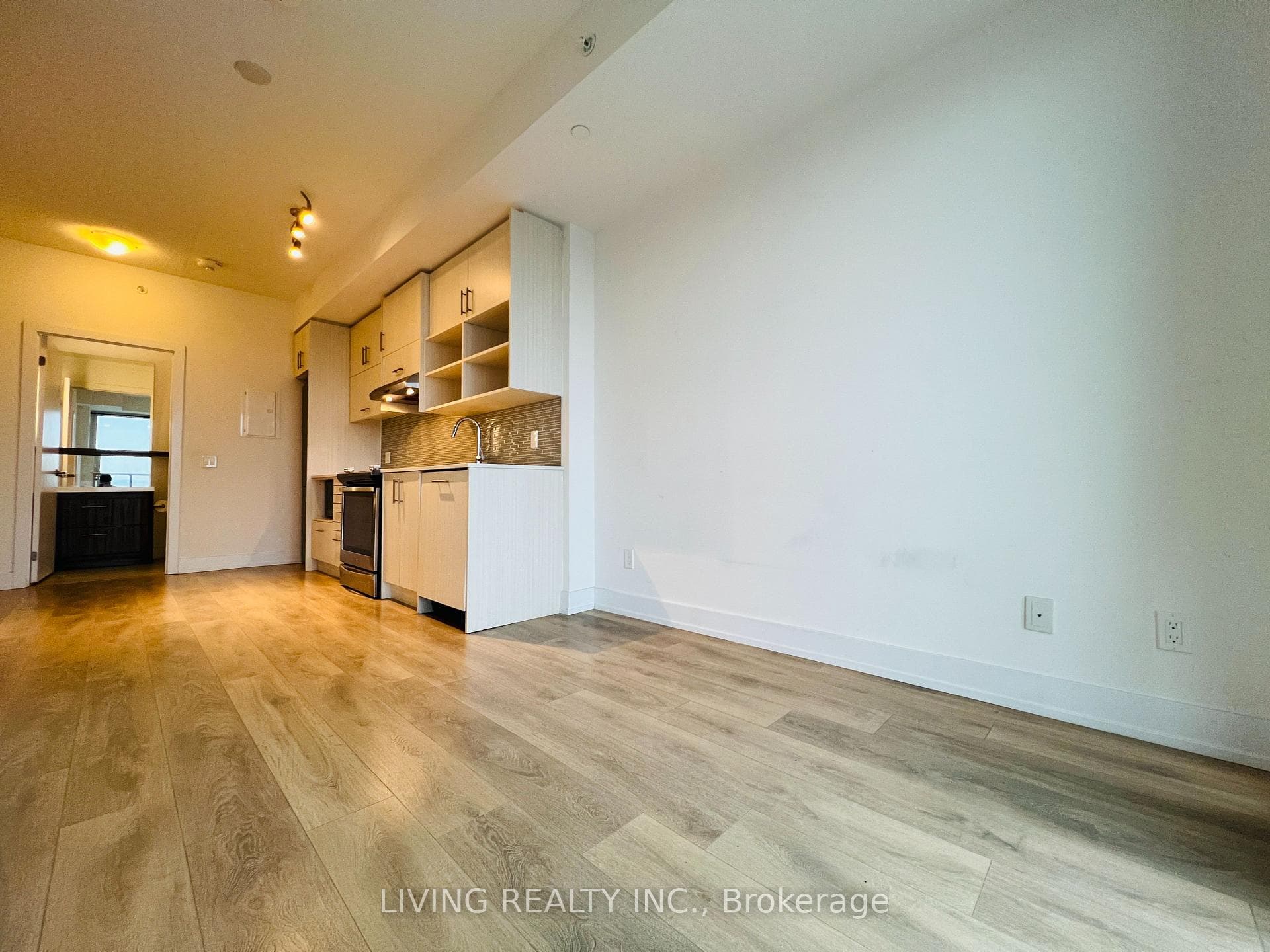 128 Fairview Mall Drive Unit 1007 photo 7