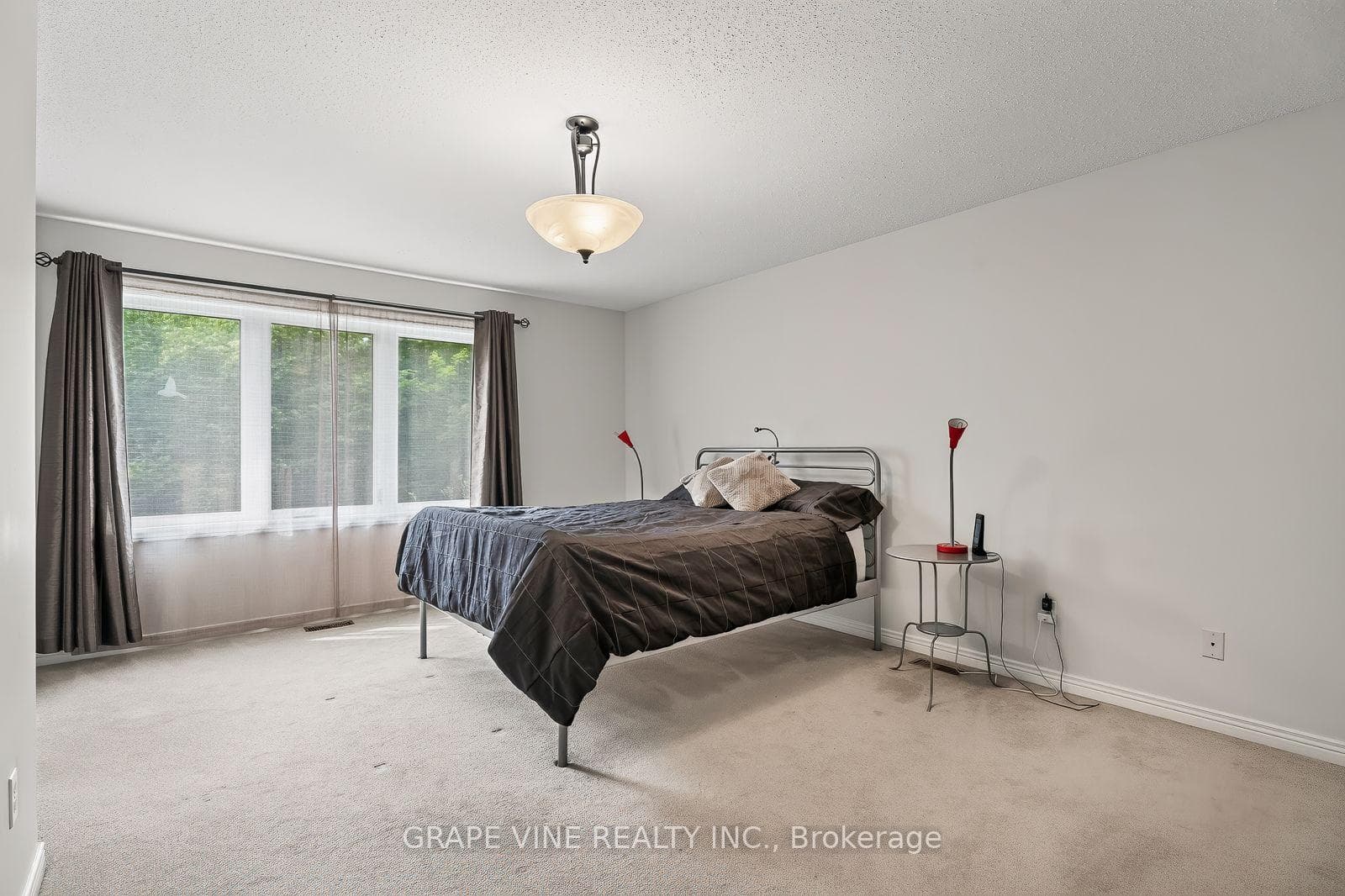 109 MIDVALE Drive photo 26
