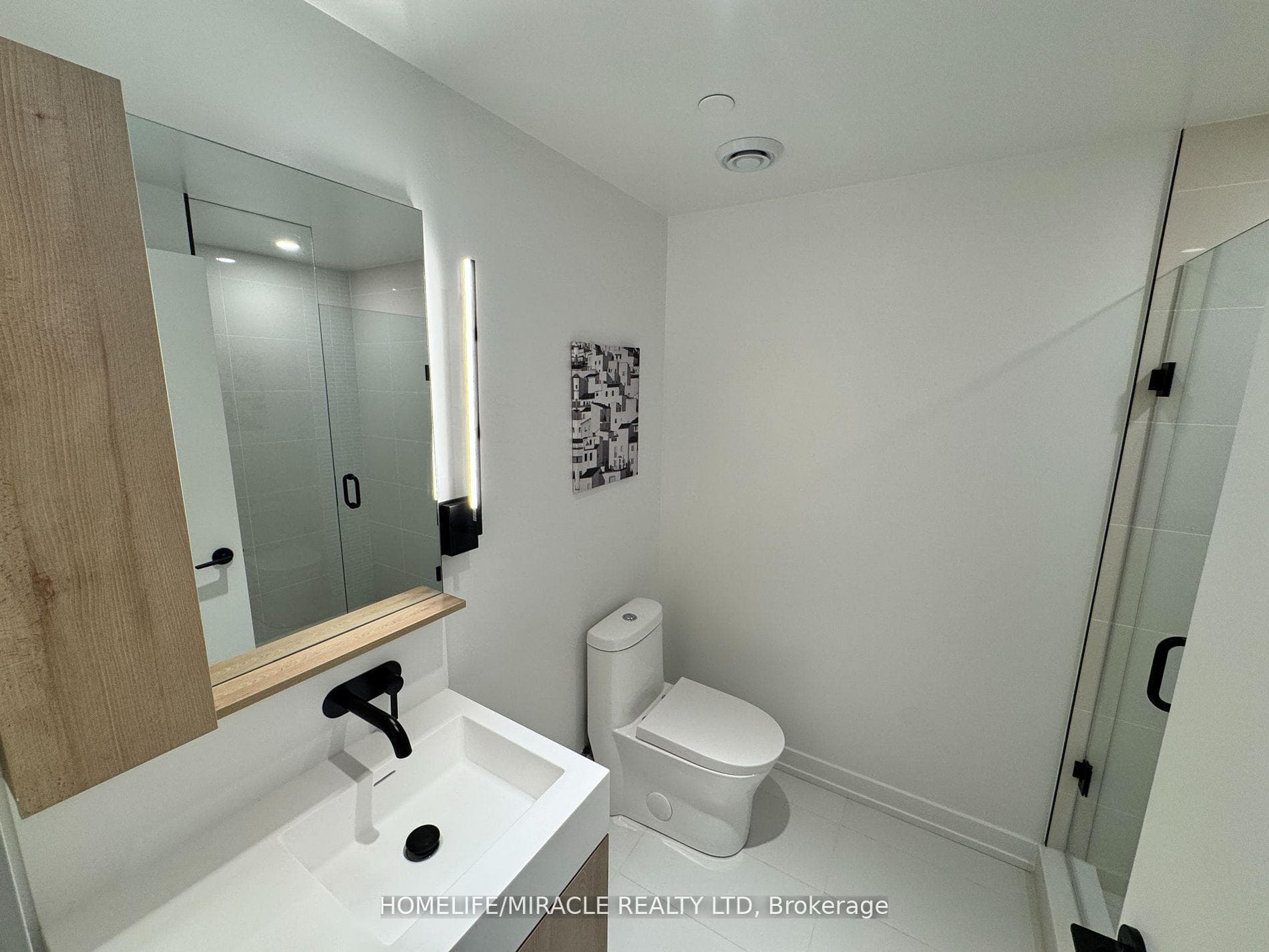 117 Broadway Avenue Unit 619 photo 6