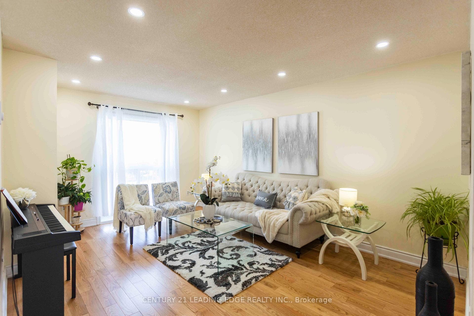 2259 Munn's Avenue photo 7