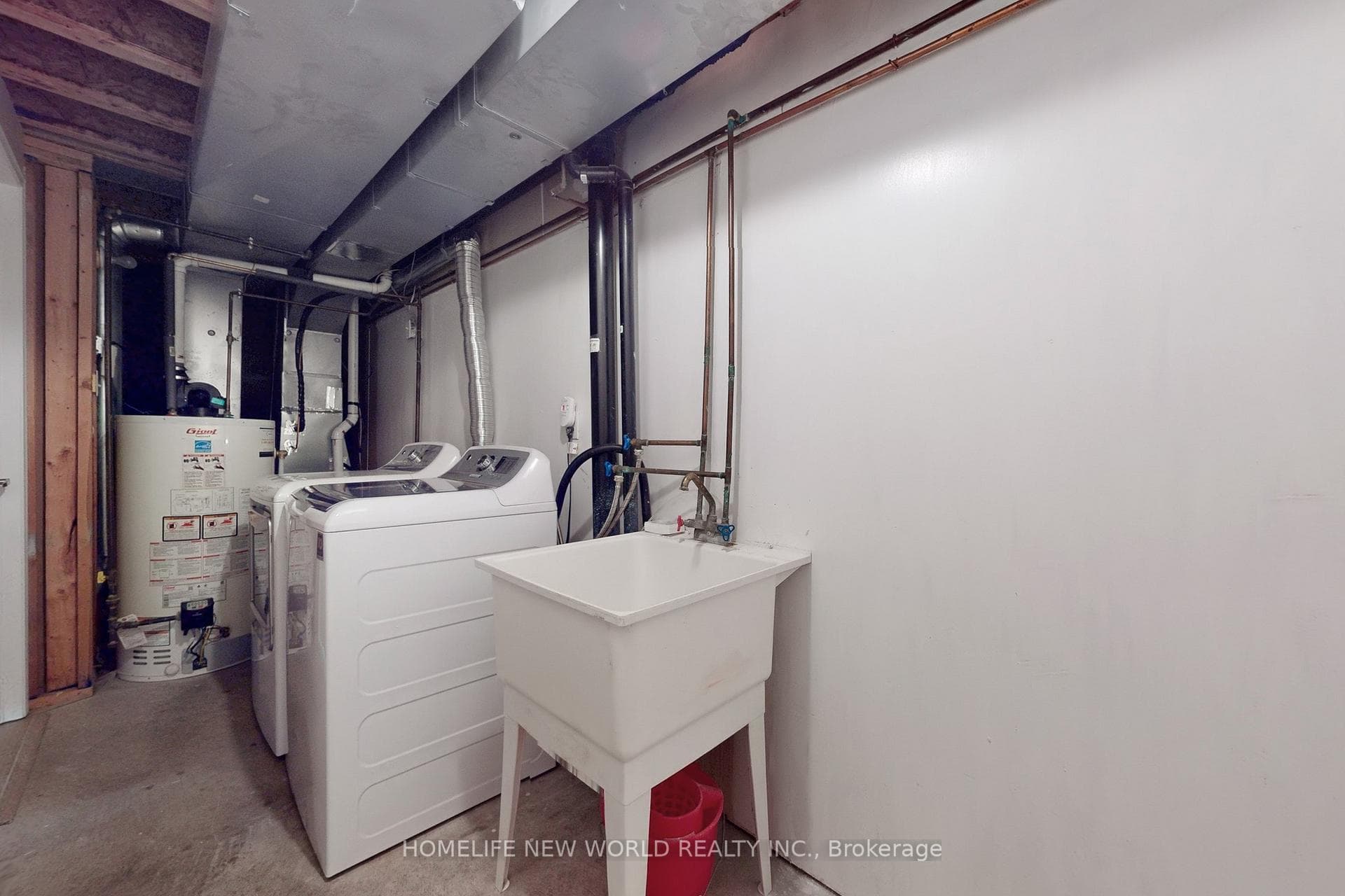 50 Bluewater Court photo 34