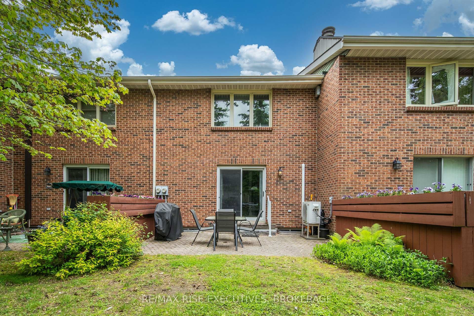 115 WRIGHT Crescent Unit 69 photo 36
