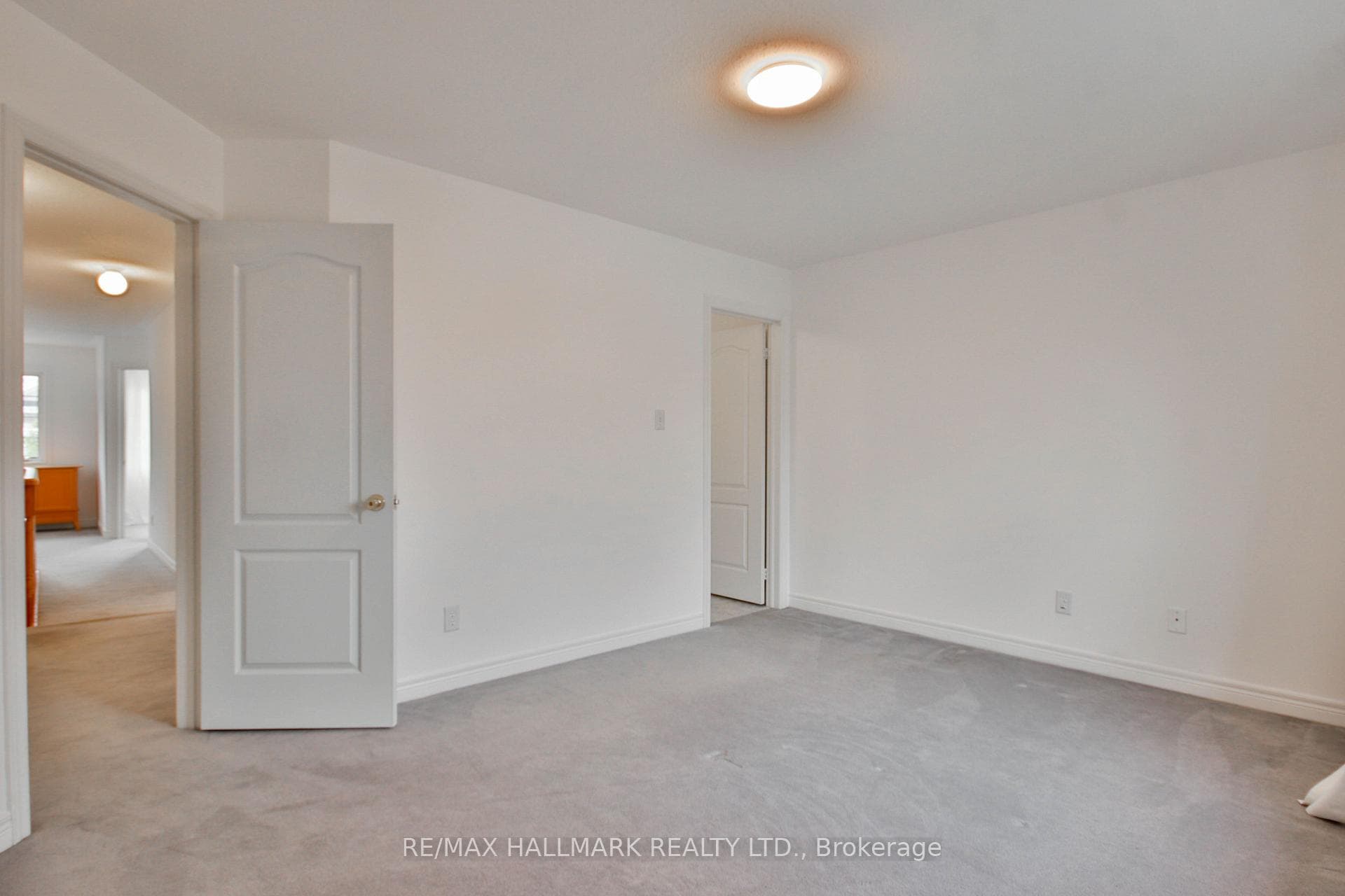 15 Briarglen Road photo 38