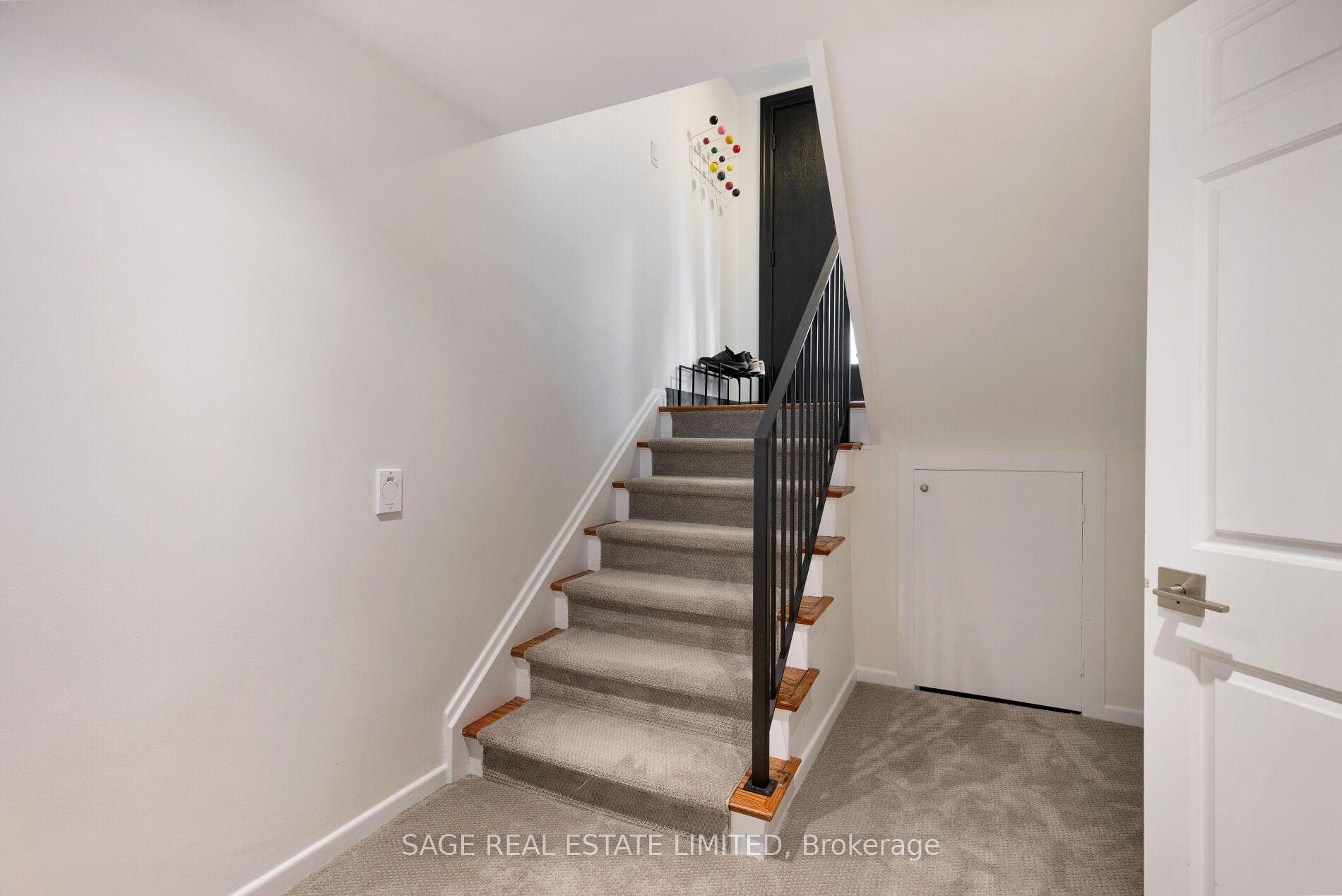 10 Walford Road photo 45