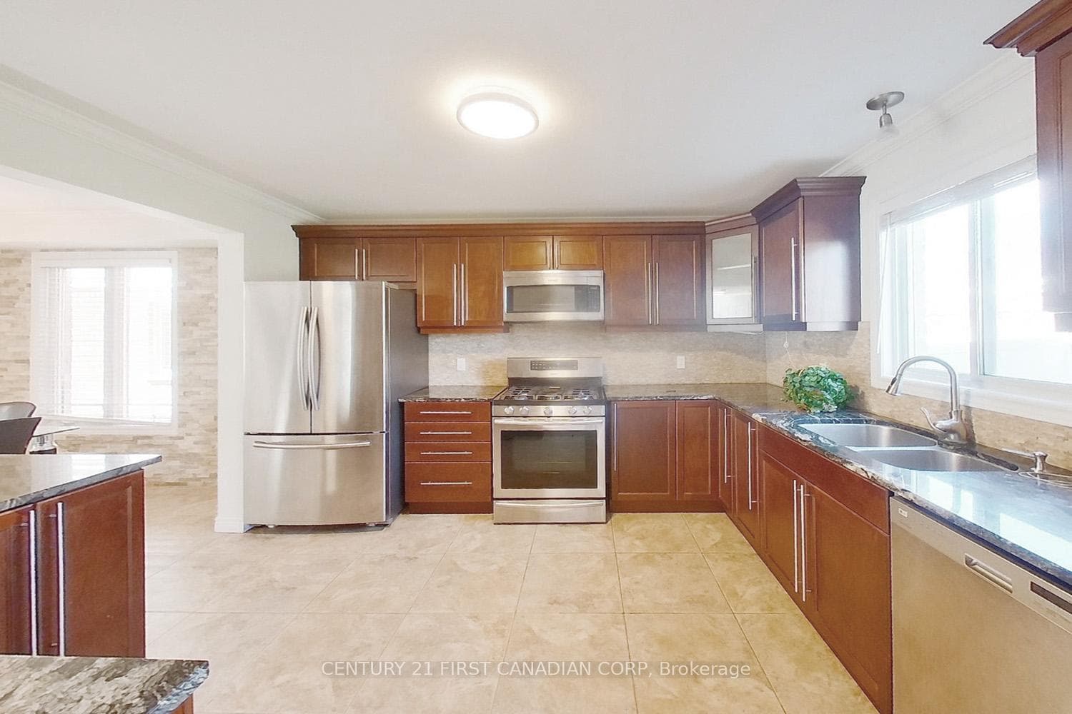1140 Silverfox Drive photo 10