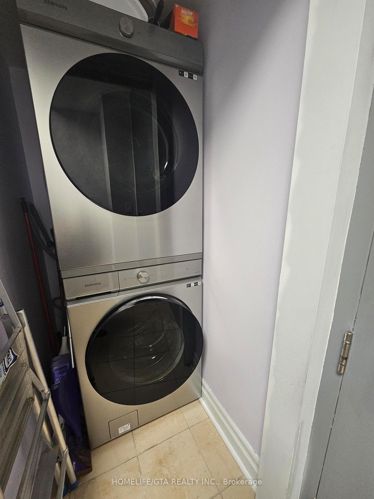 70 Alexander Street Unit 512 photo 28