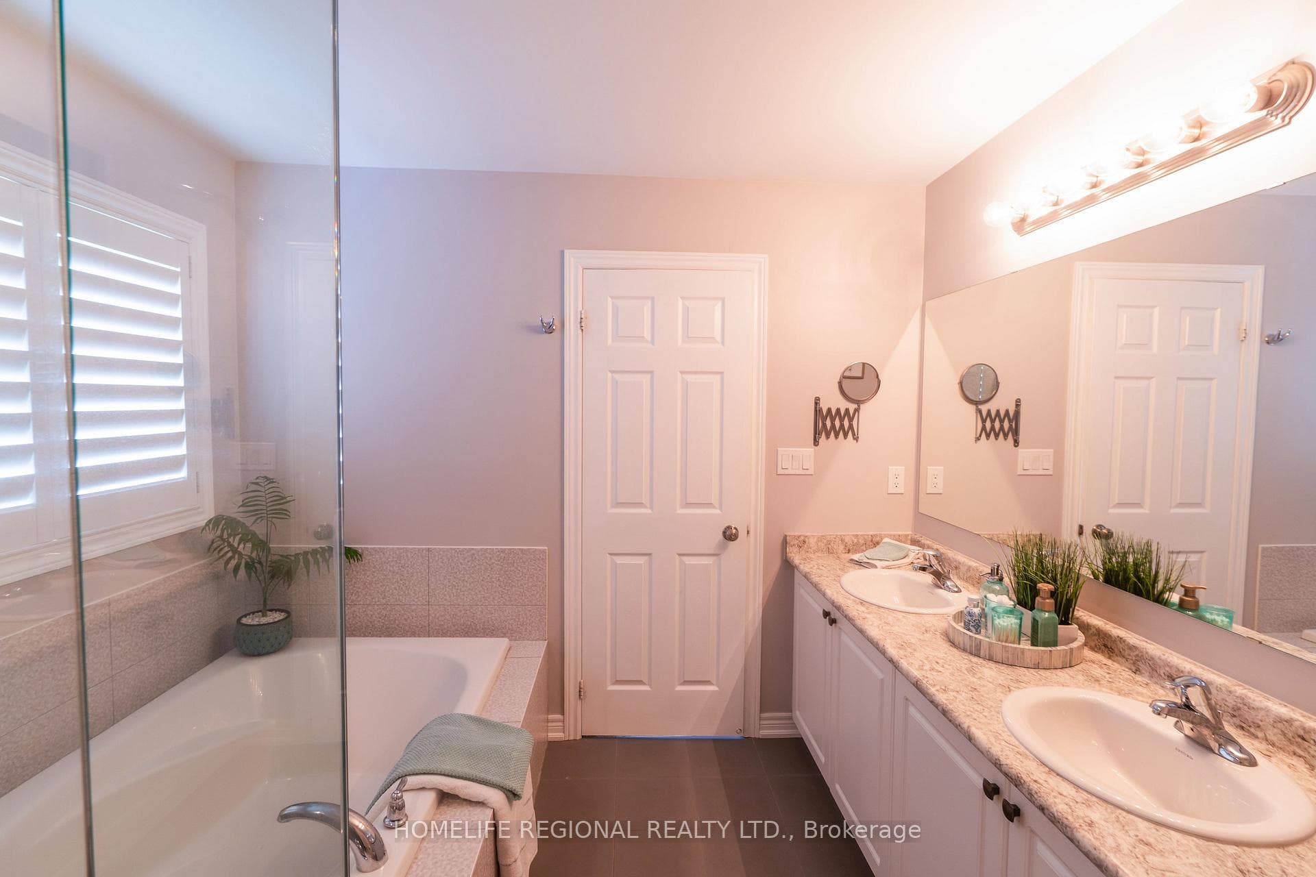 37 Turner Drive photo 24